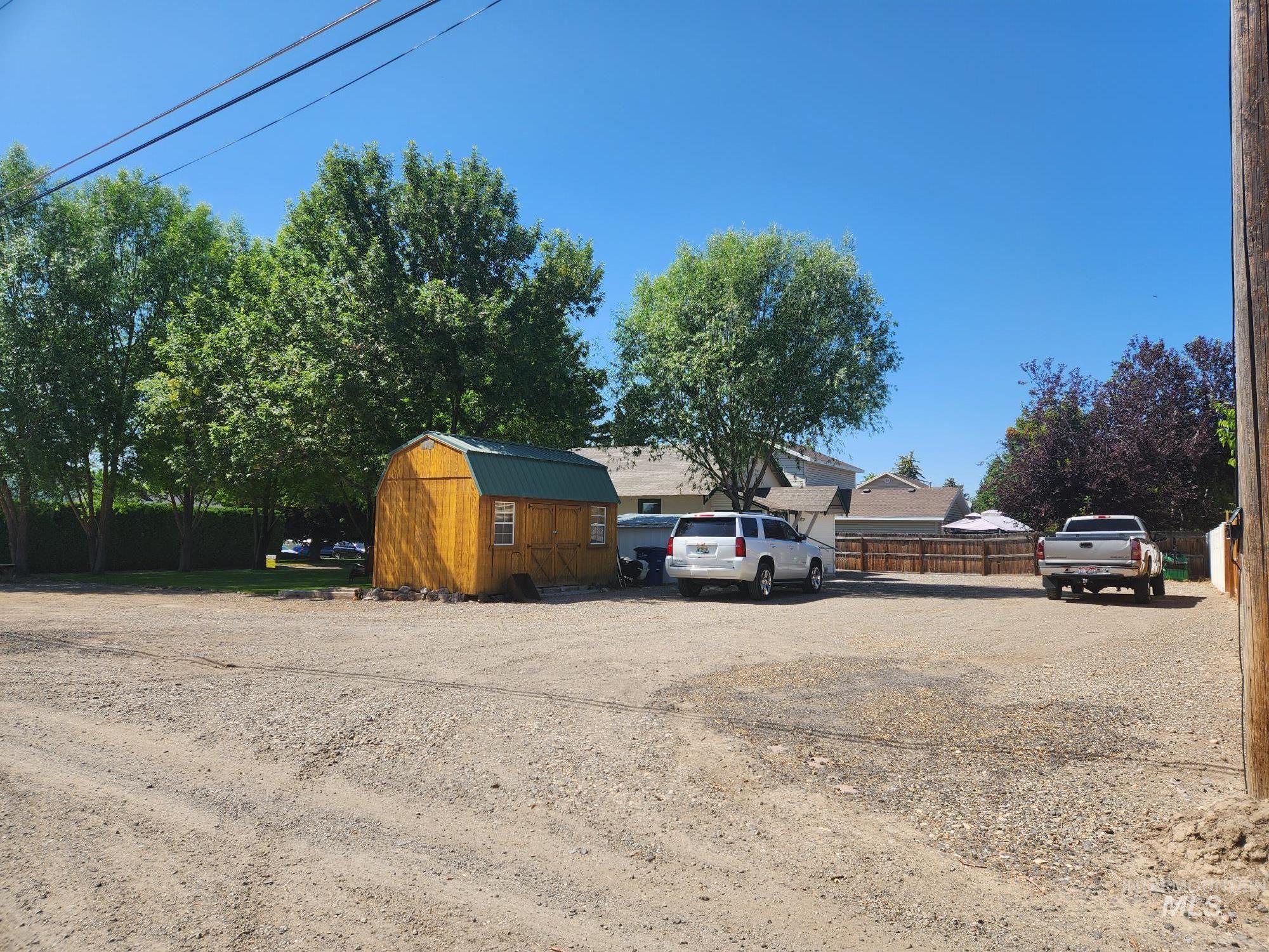 604 S Davis Property Photo 15