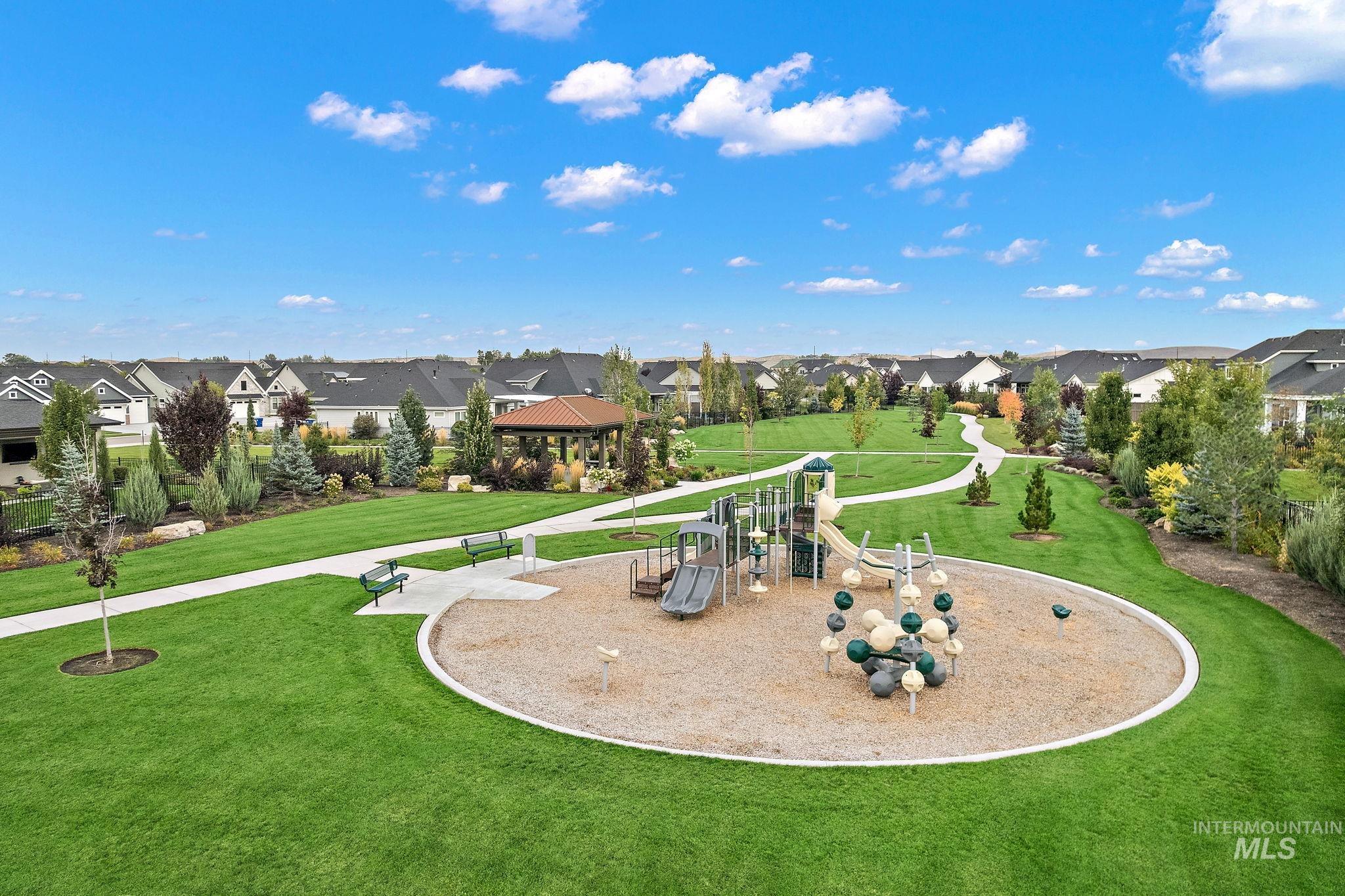 5209 W Strant Steet Property Photo 49