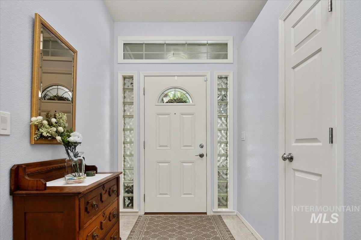 4344 S Pony Pl Property Photo 3