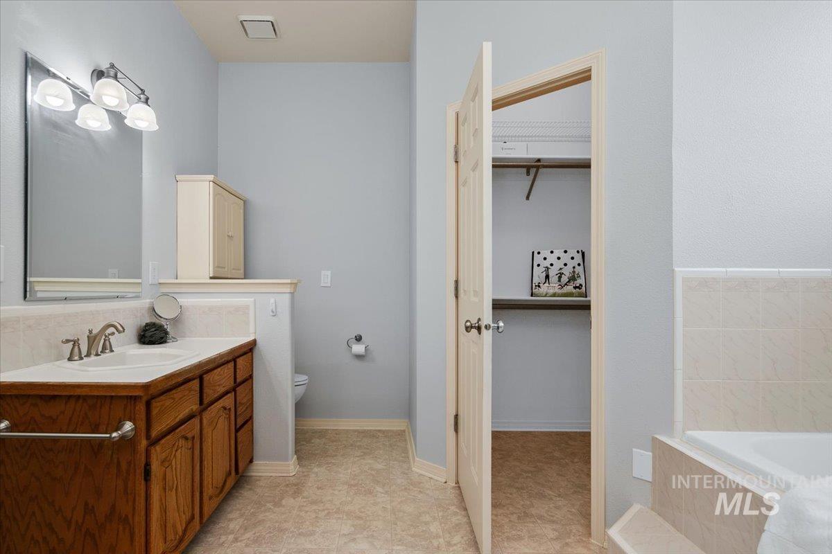 4344 S Pony Pl Property Photo 17