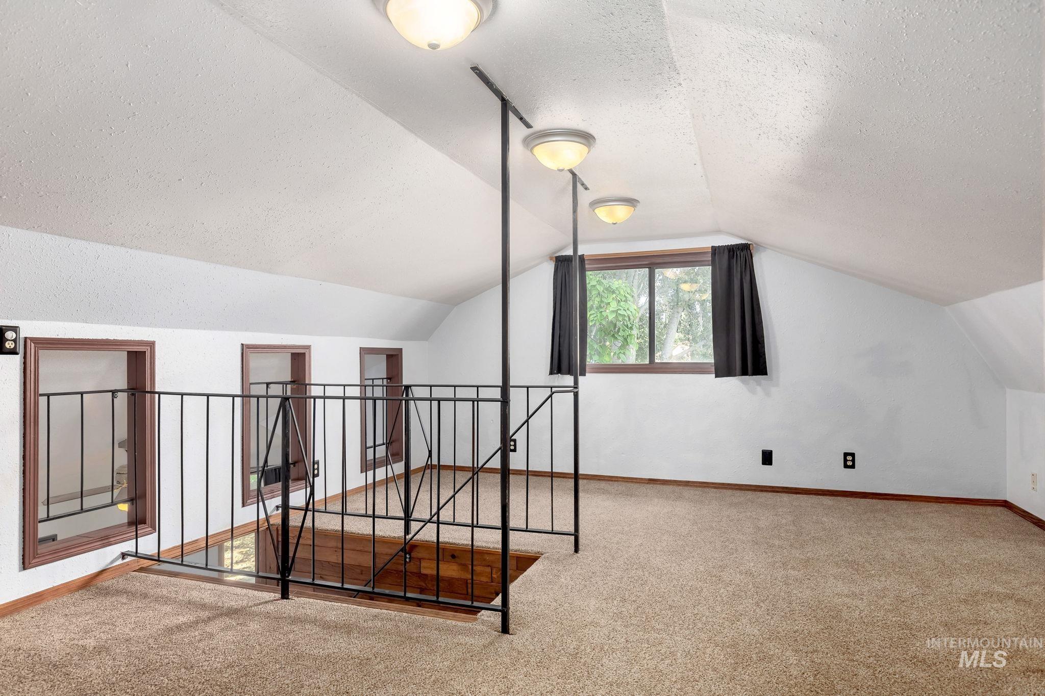 16960 Star Rd Property Photo 22