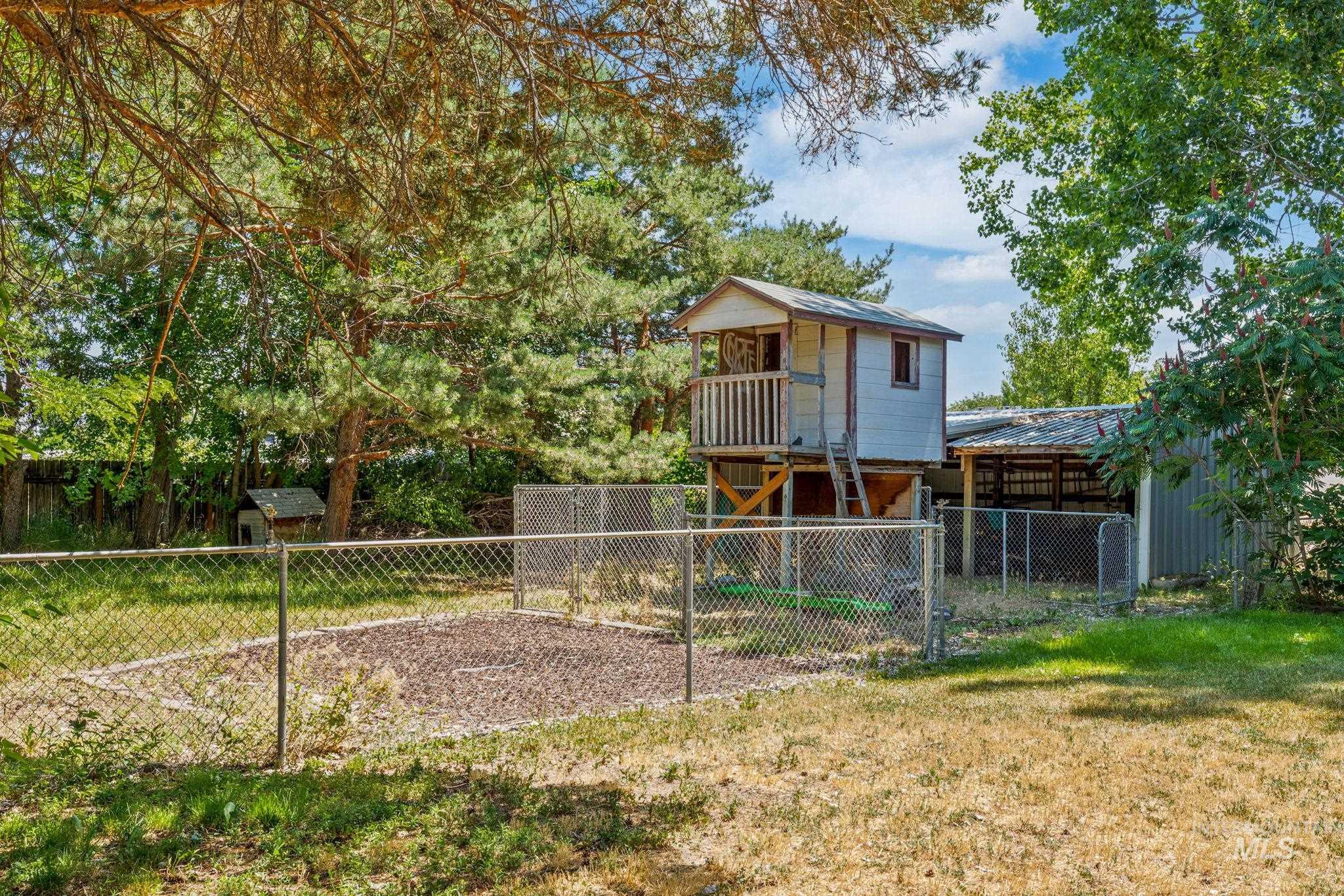 16960 Star Rd Property Photo 28