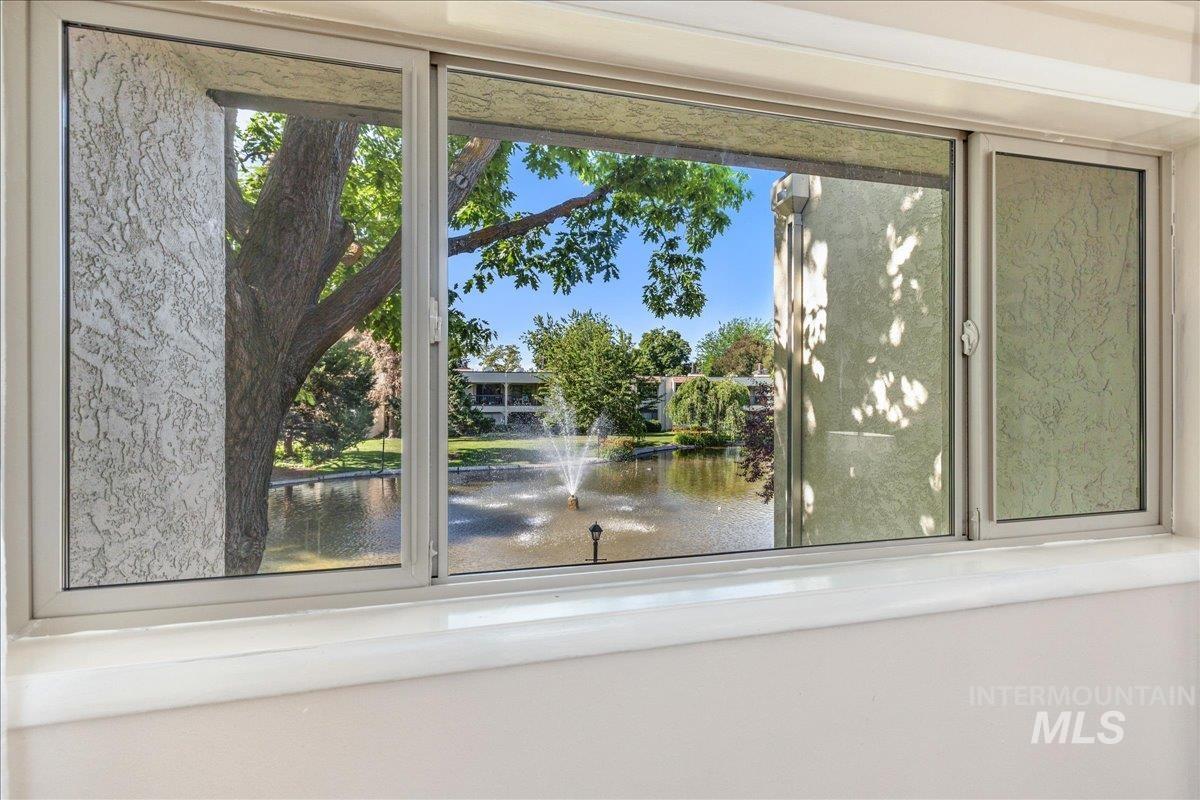 1134 N Camelot Dr Property Photo 24