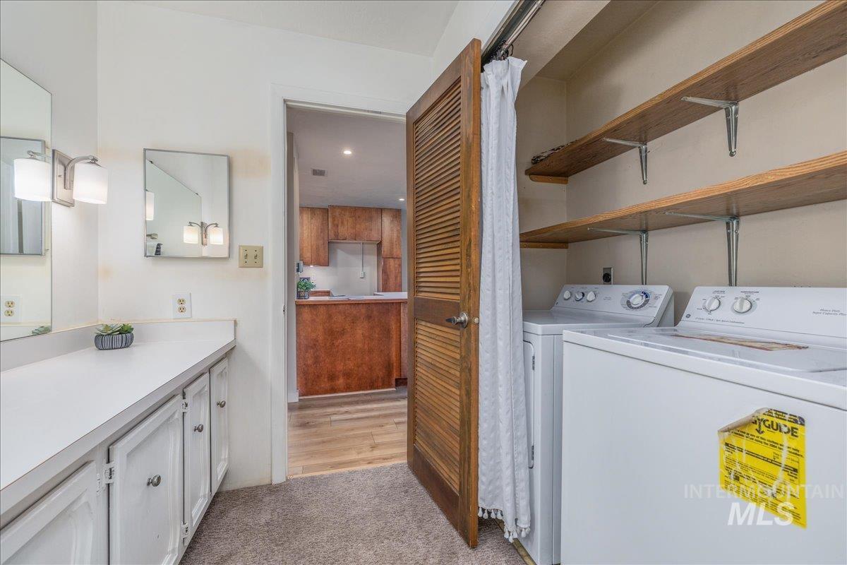 1134 N Camelot Dr Property Photo 38