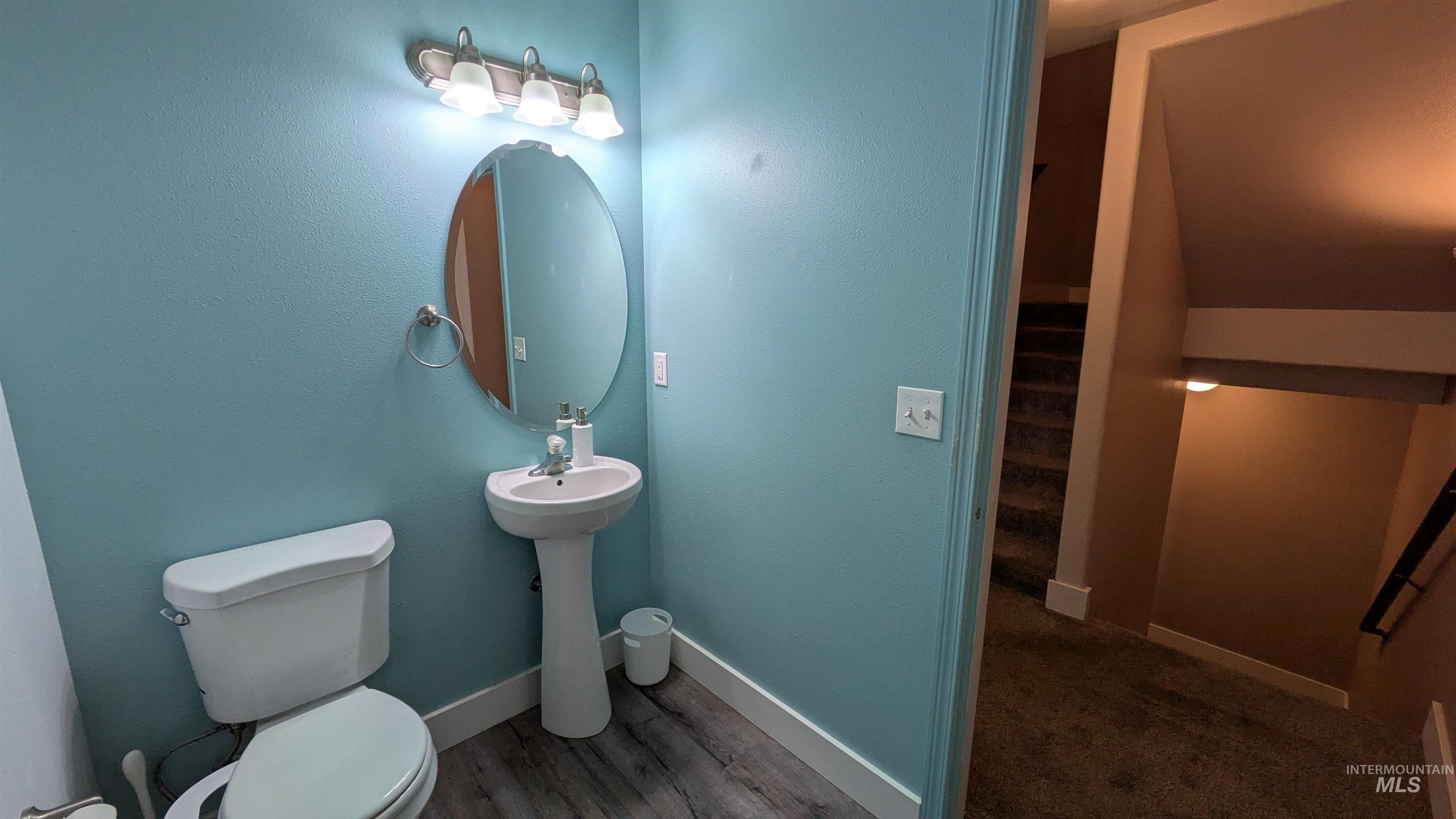 1351 Bristol Rd Property Photo 11