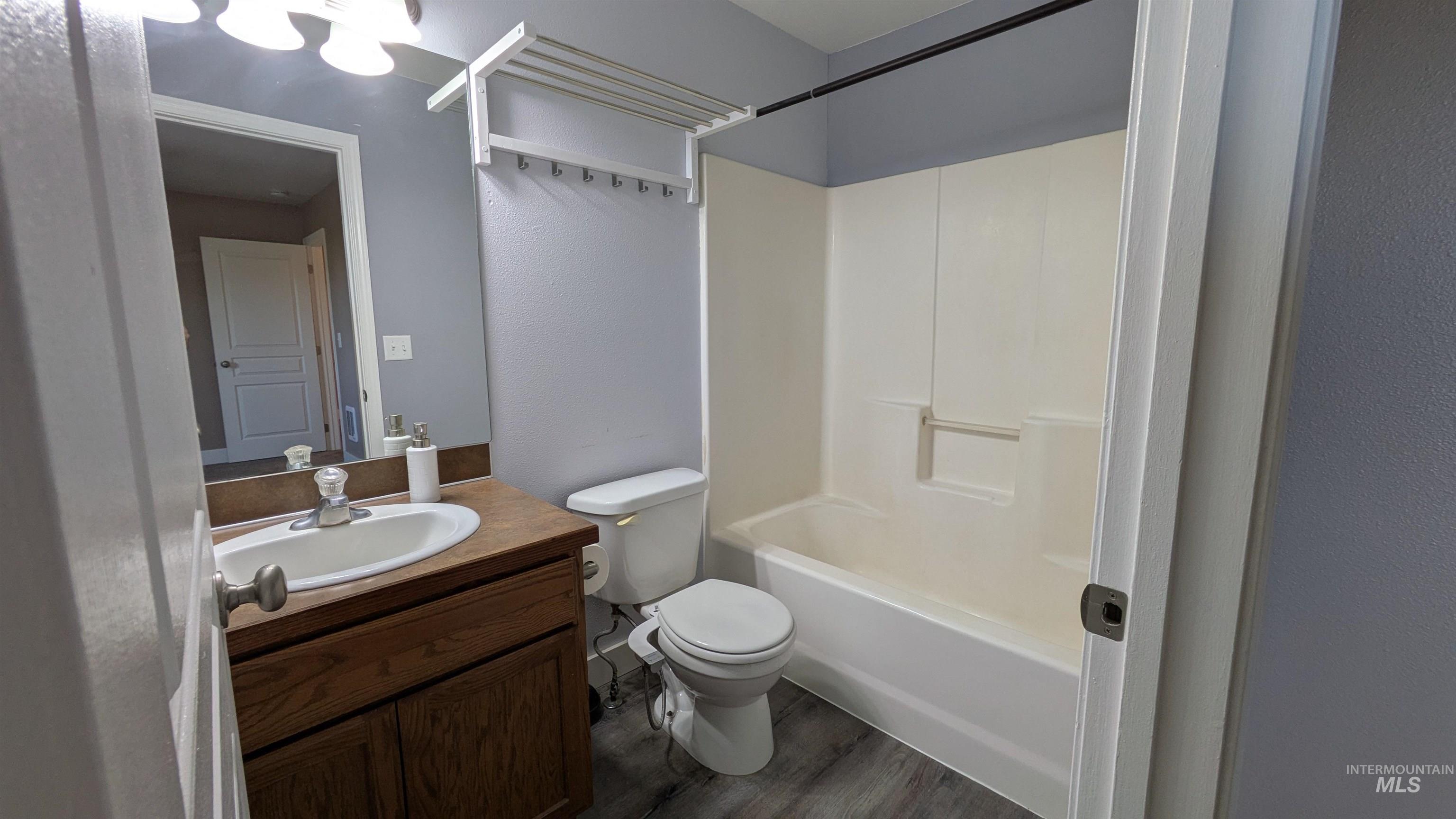 1351 Bristol Rd Property Photo 30