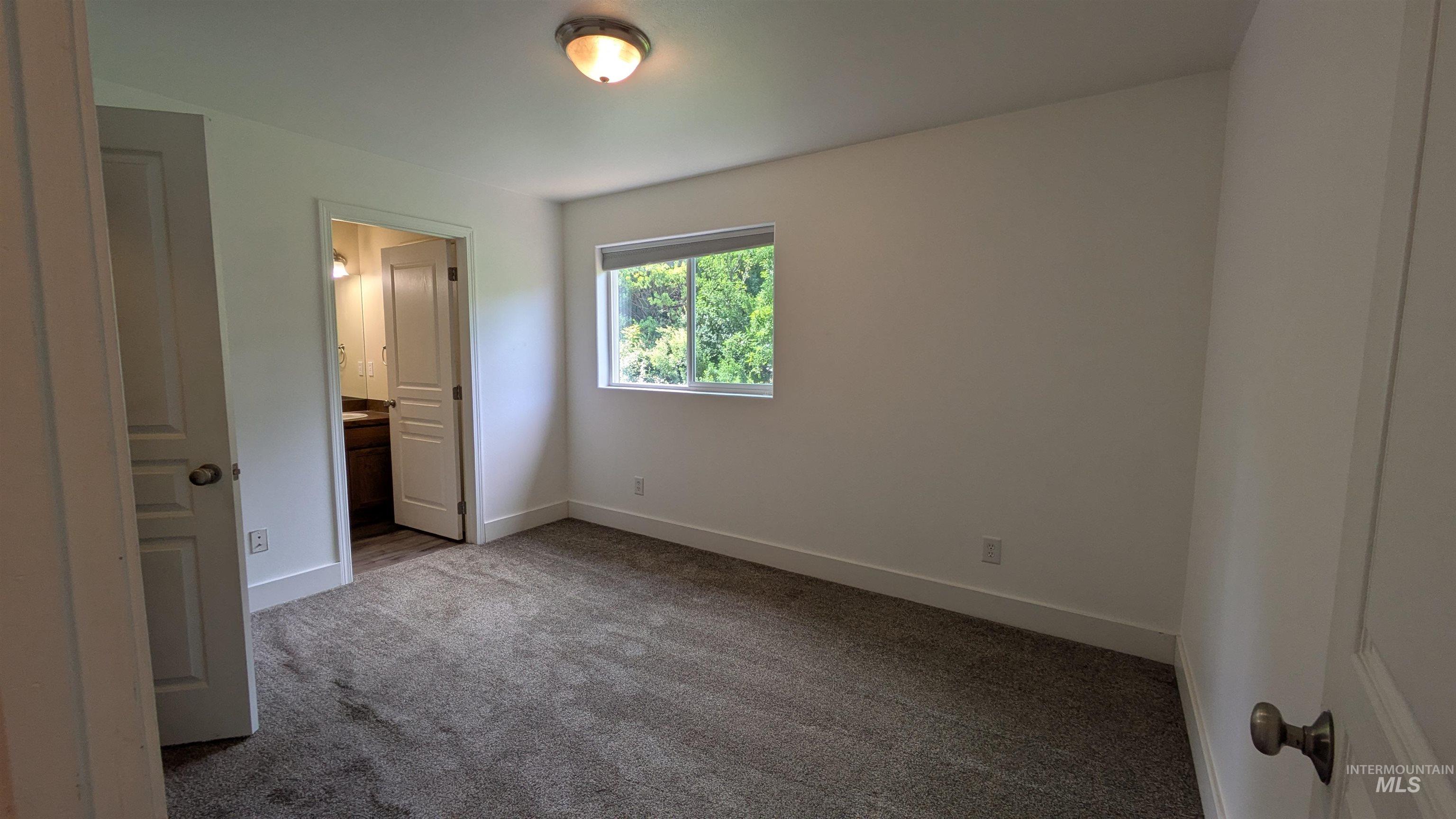 1351 Bristol Rd Property Photo 33