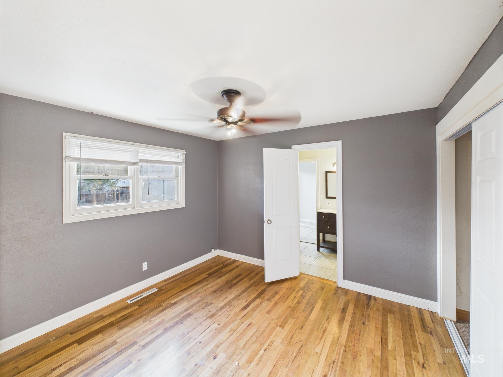 2624 Iowa Ave Property Photo 14