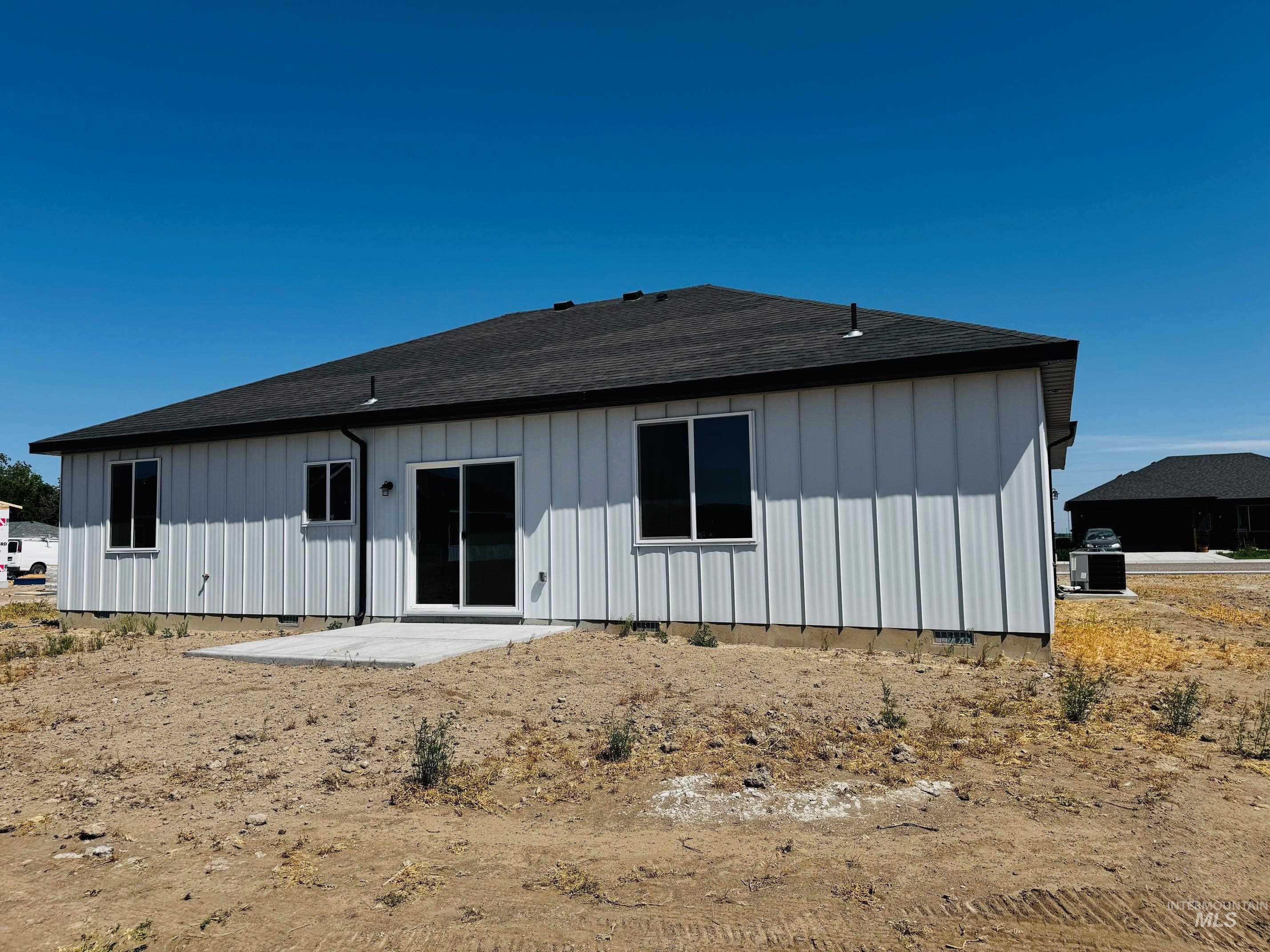 1501 Parker Dr Property Photo 4