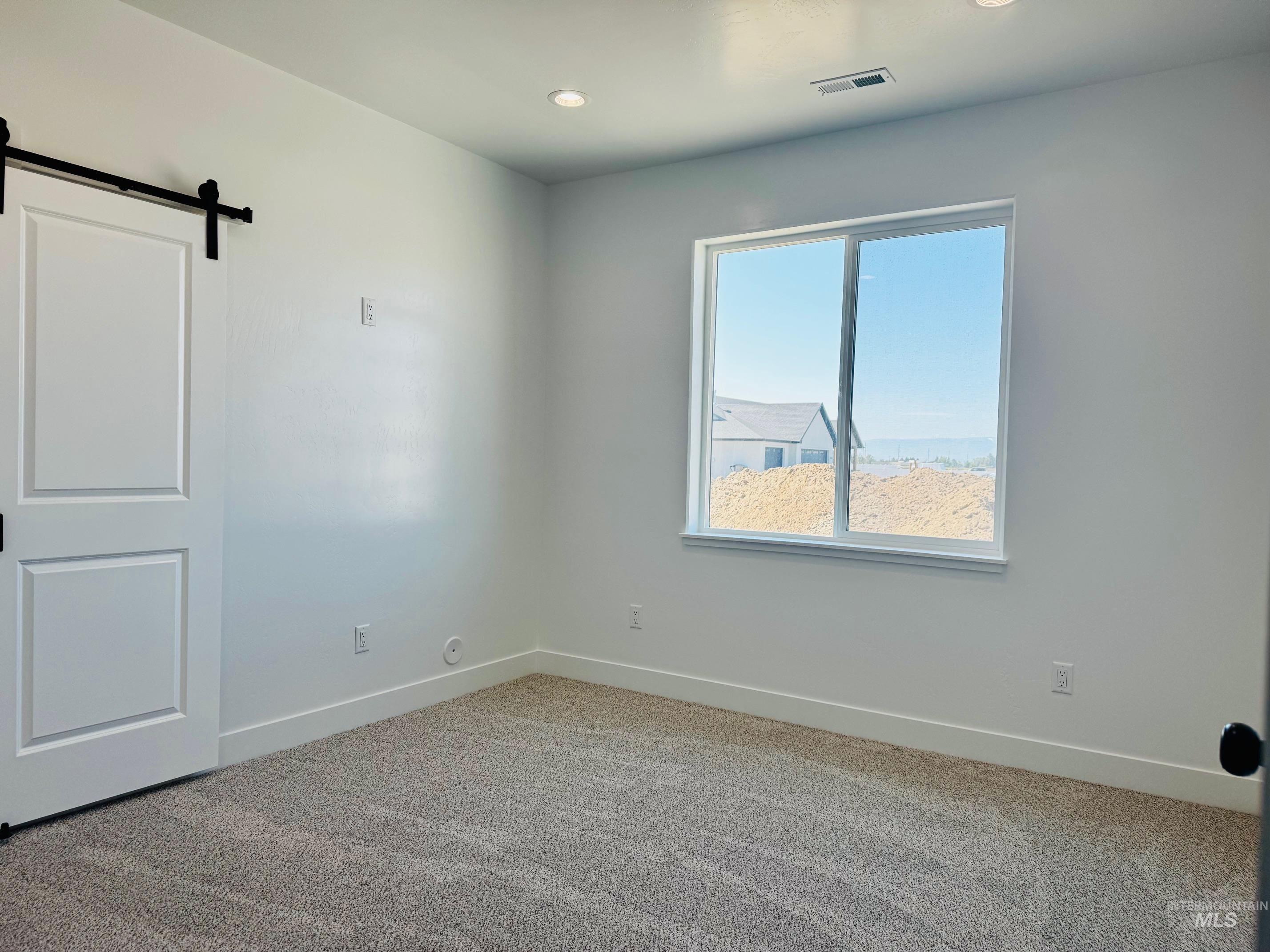 1501 Parker Dr Property Photo 14