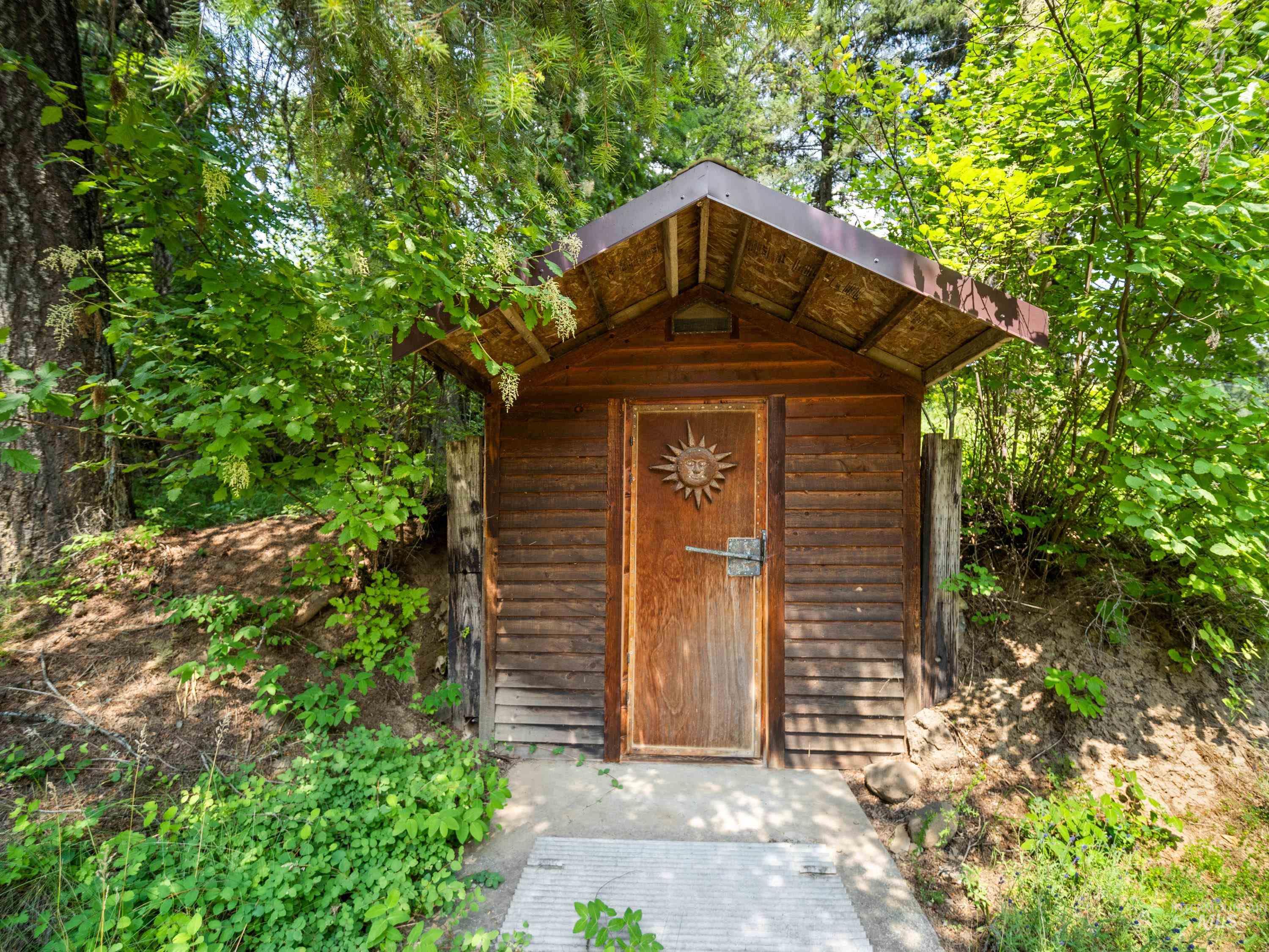 1891 Tom Ho Road Property Photo 30