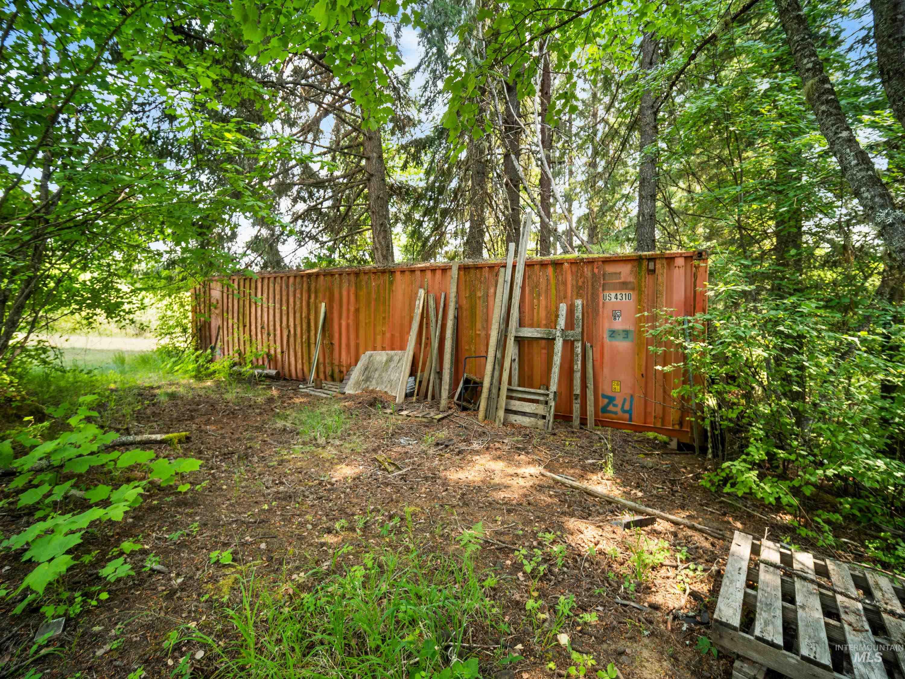 1891 Tom Ho Road Property Photo 32