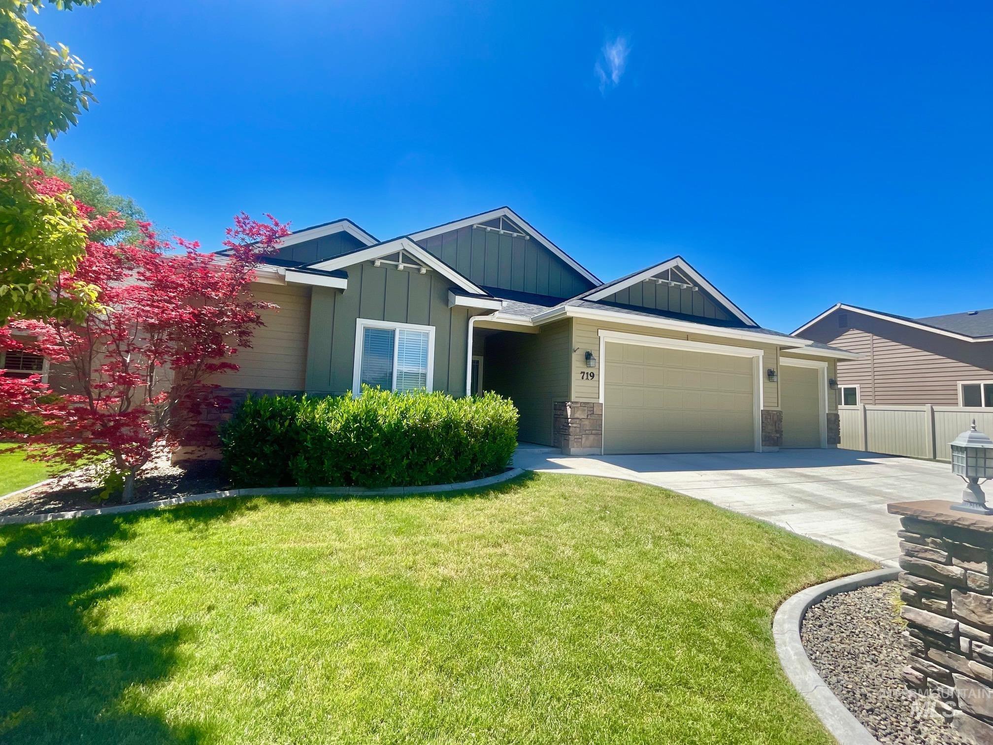 719 W Arbor Pointe