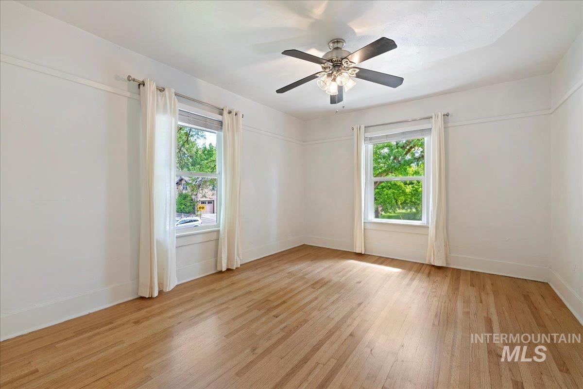 1701 W Resseguie St Property Photo 17