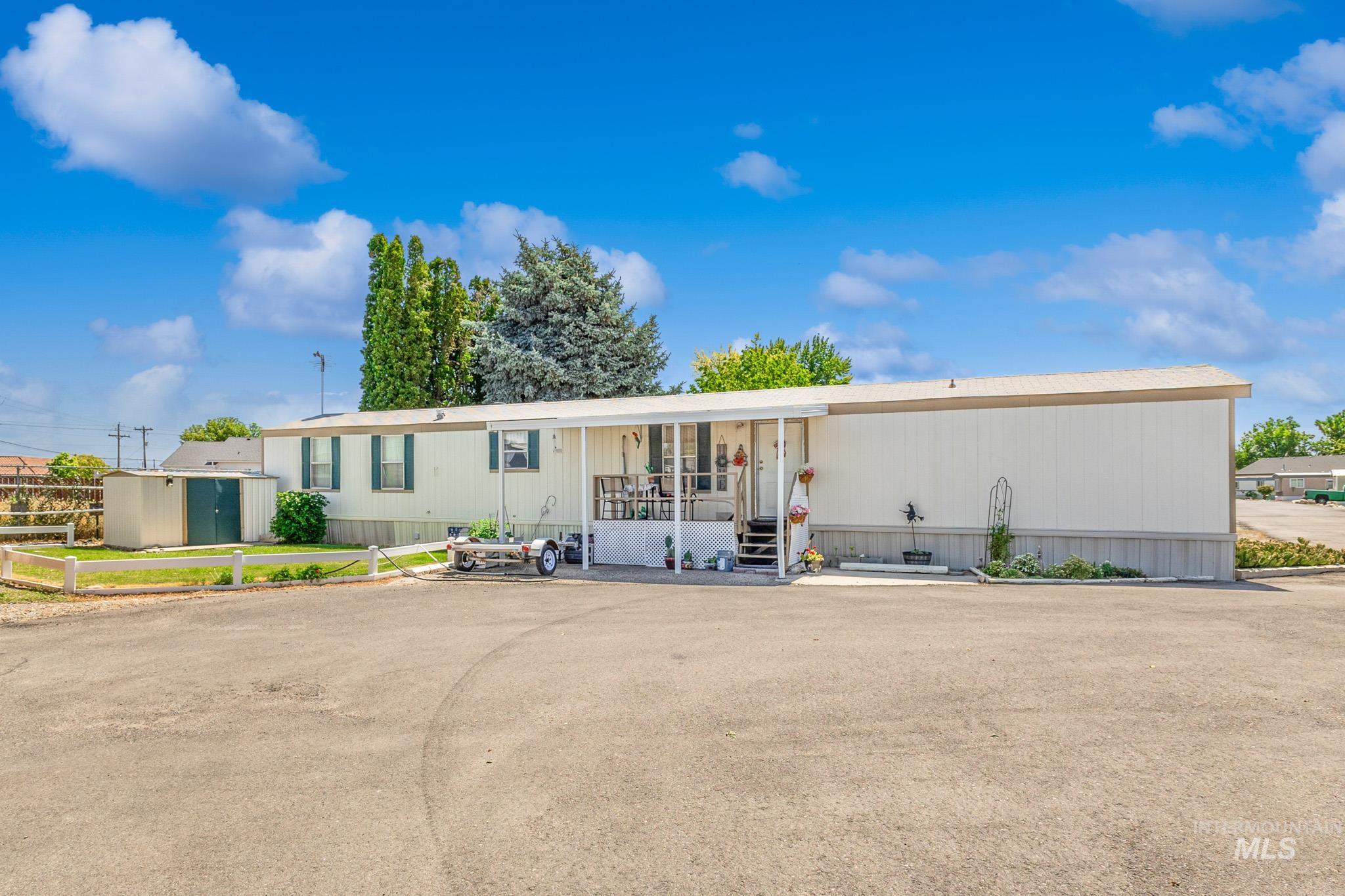1401 N Midland Property Photo 1