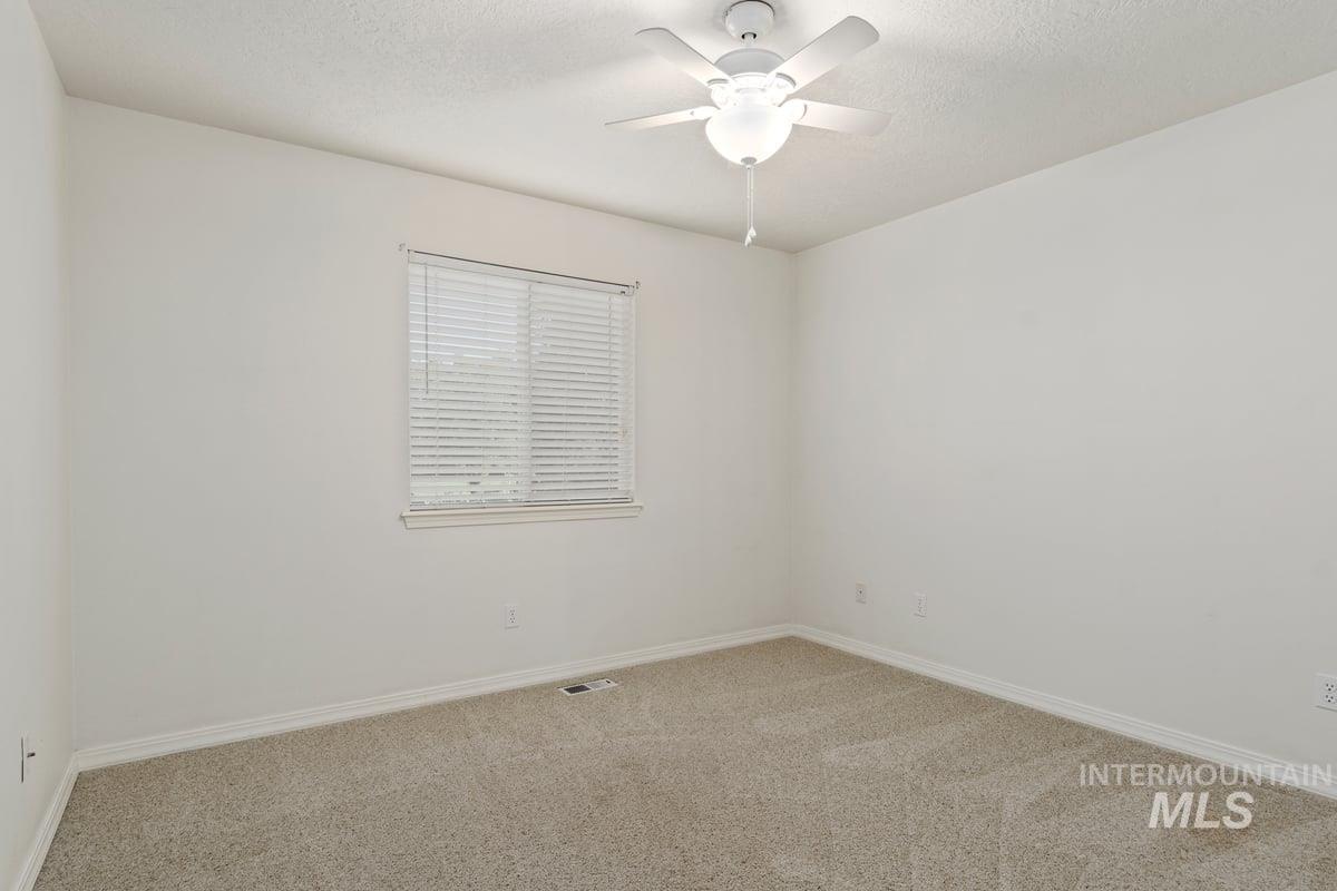 3990 W Teter Property Photo 20