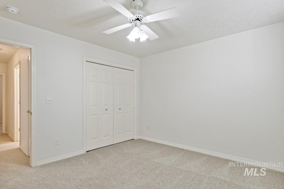 3990 W Teter Property Photo 21