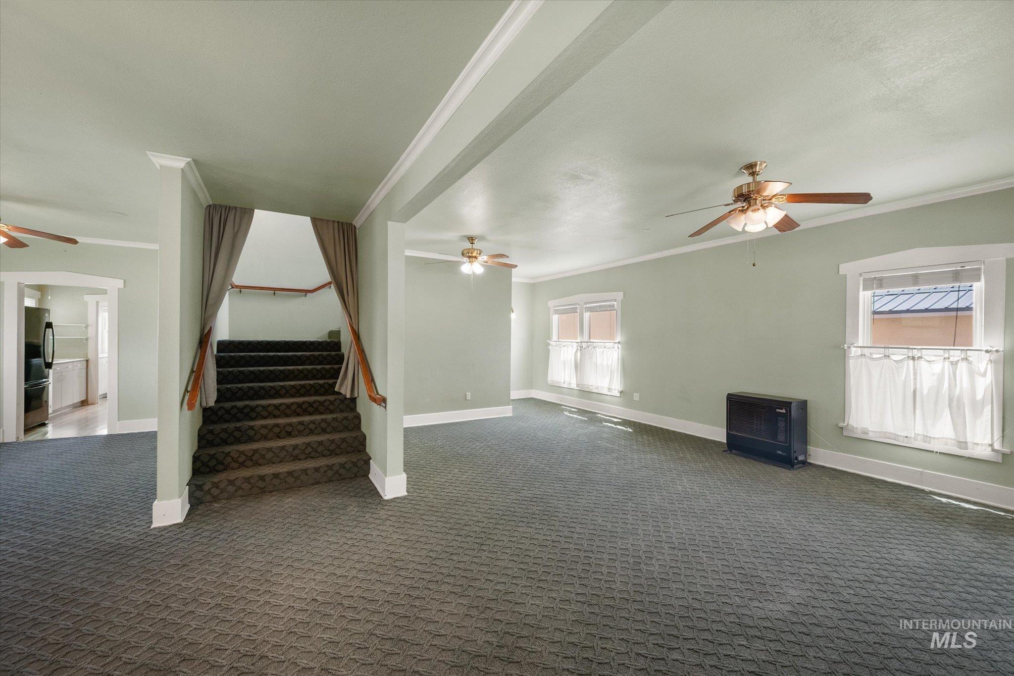 909 Main Street Property Photo 6