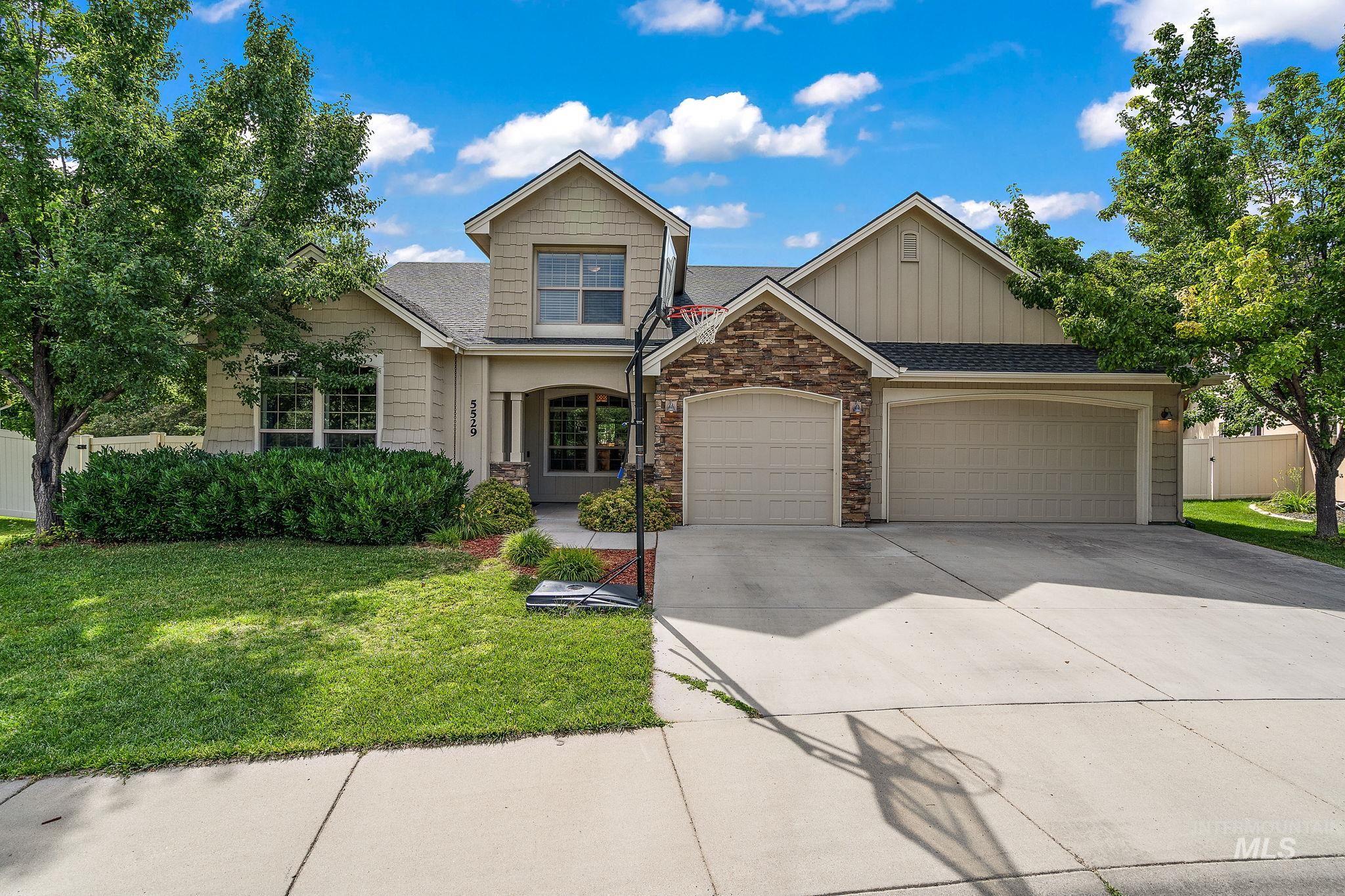 5529 N Brookmeadow Way Property Photo 1