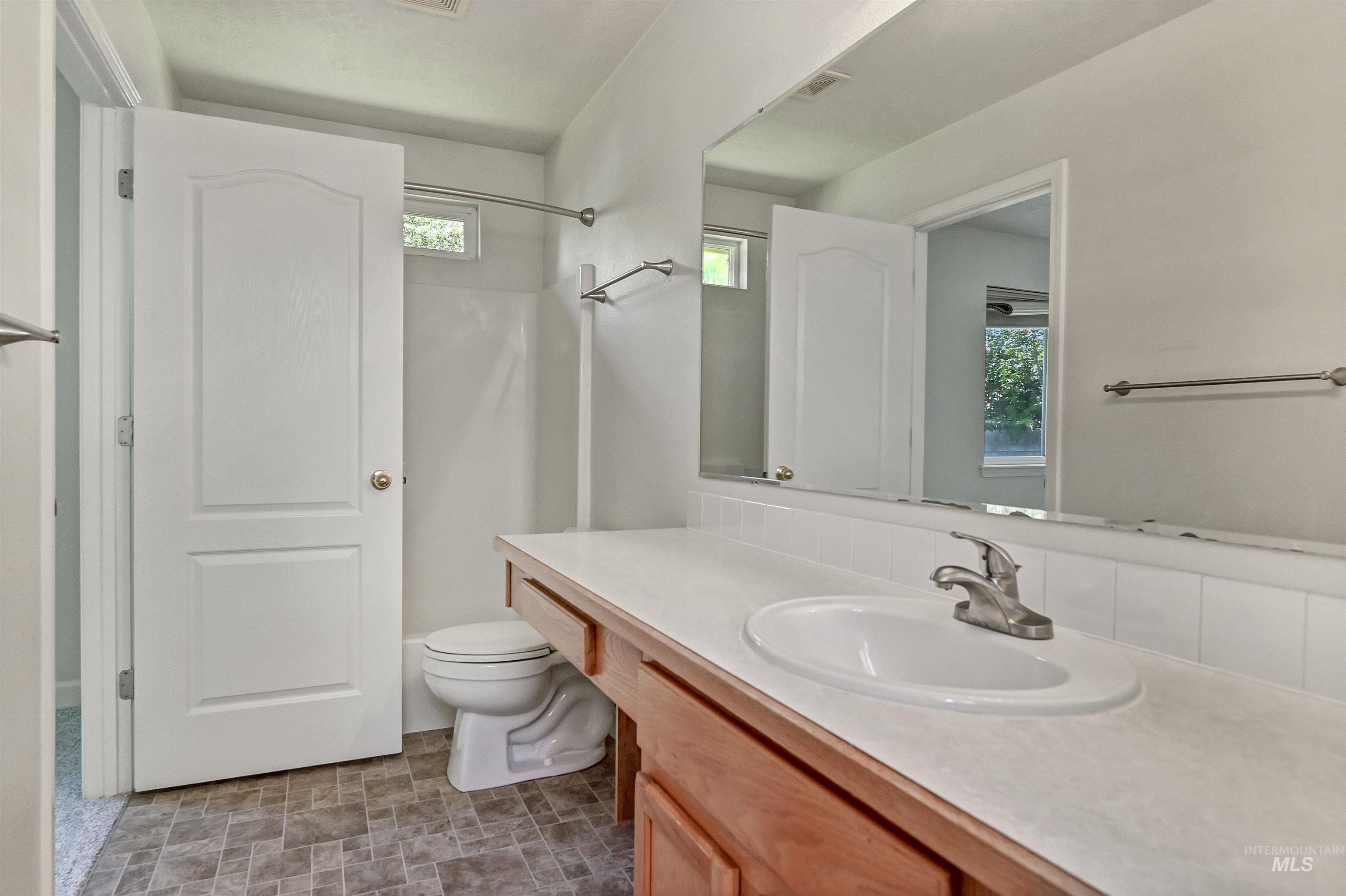4351 N Wellspring Avenue Property Photo 16