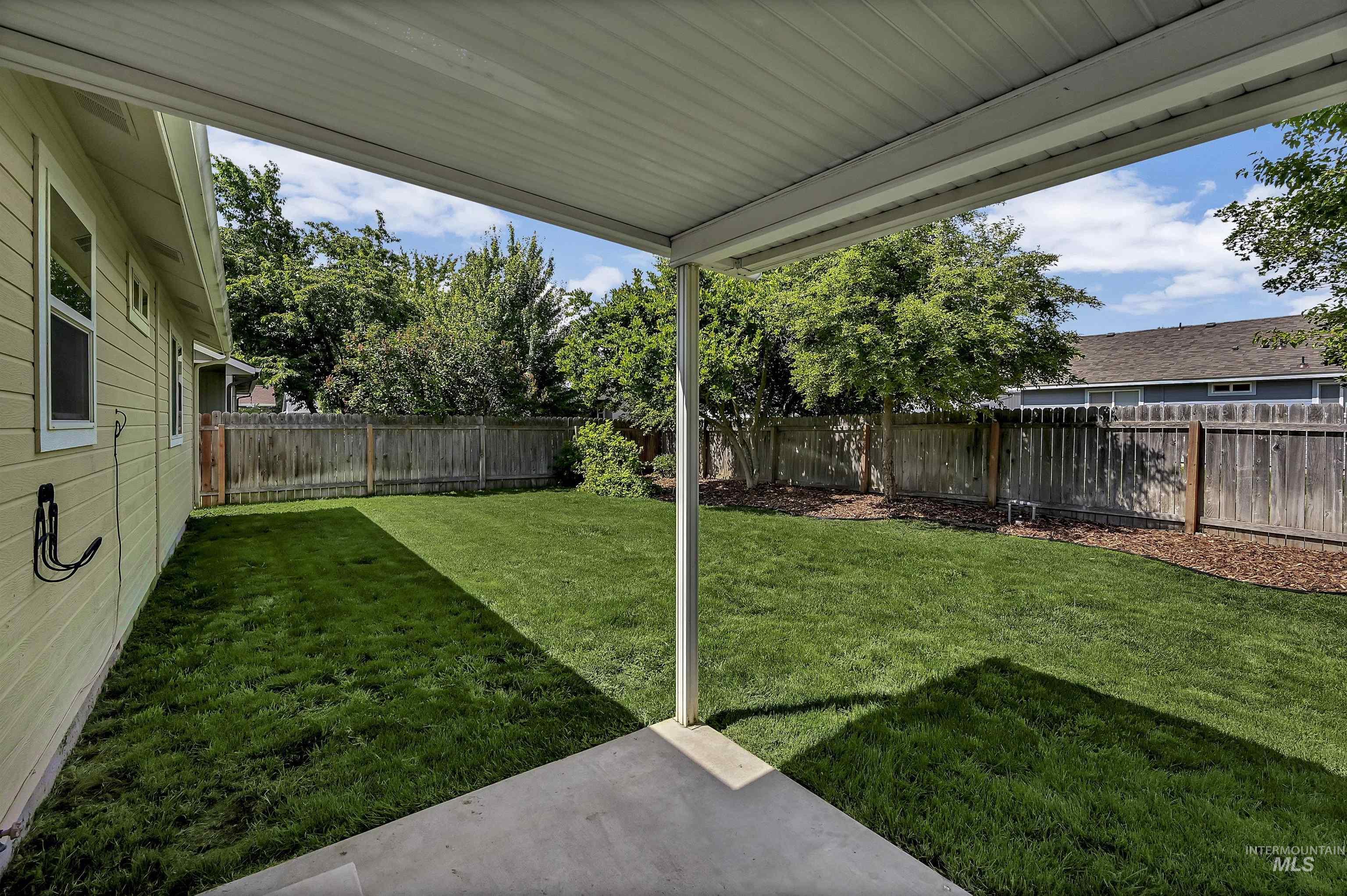 4351 N Wellspring Avenue Property Photo 20