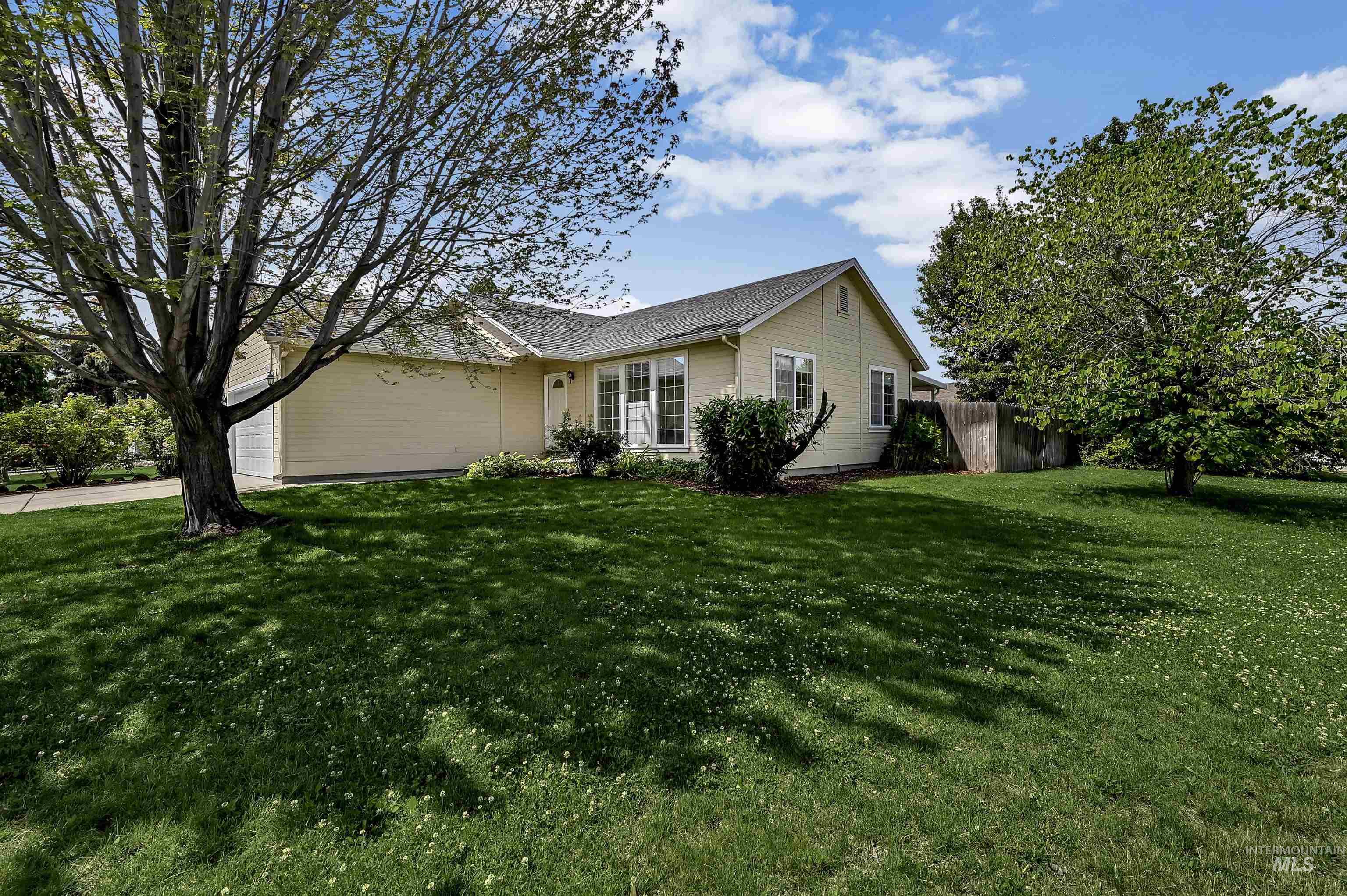 4351 N Wellspring Avenue Property Photo 26