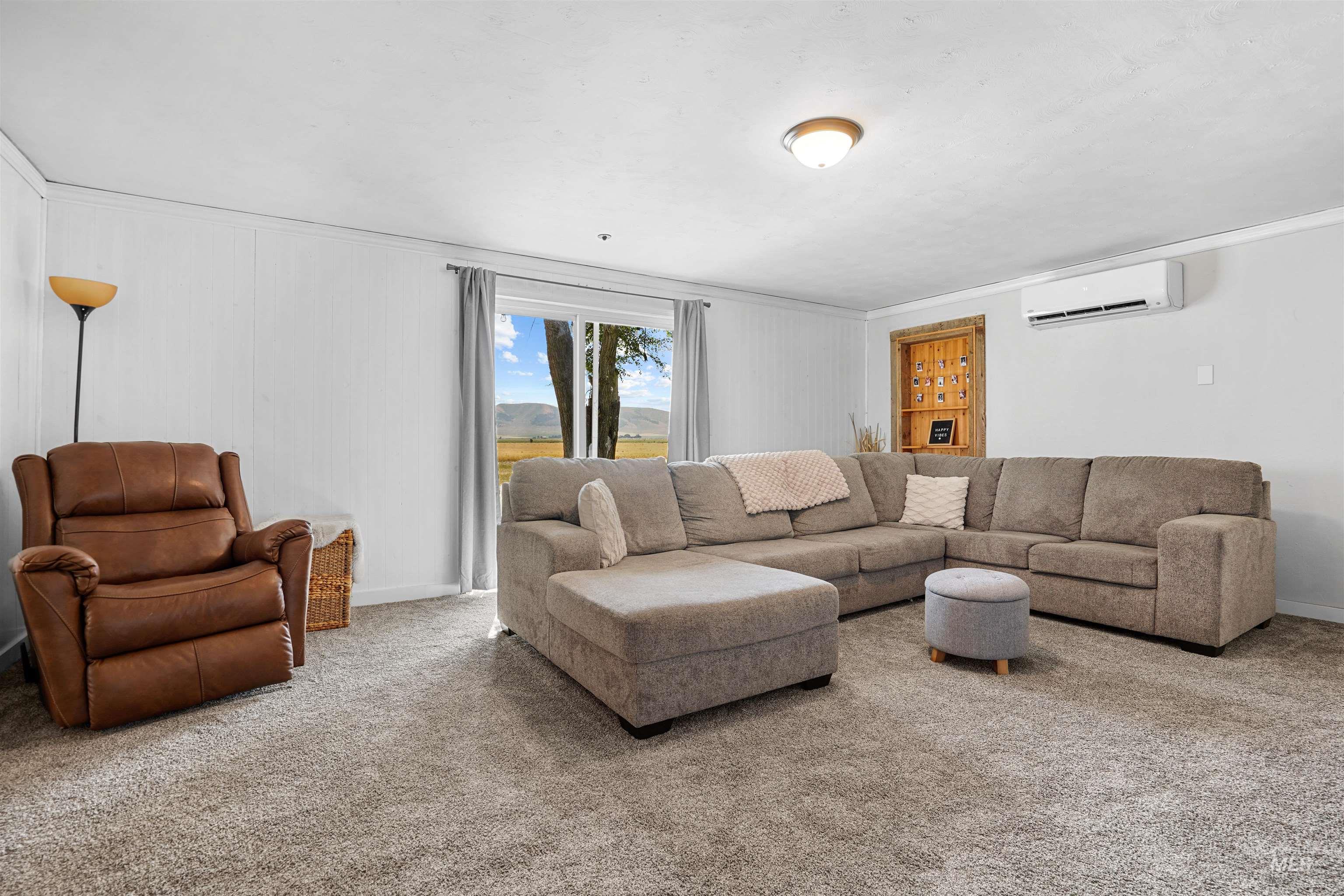 655 E 200 S Property Photo 4