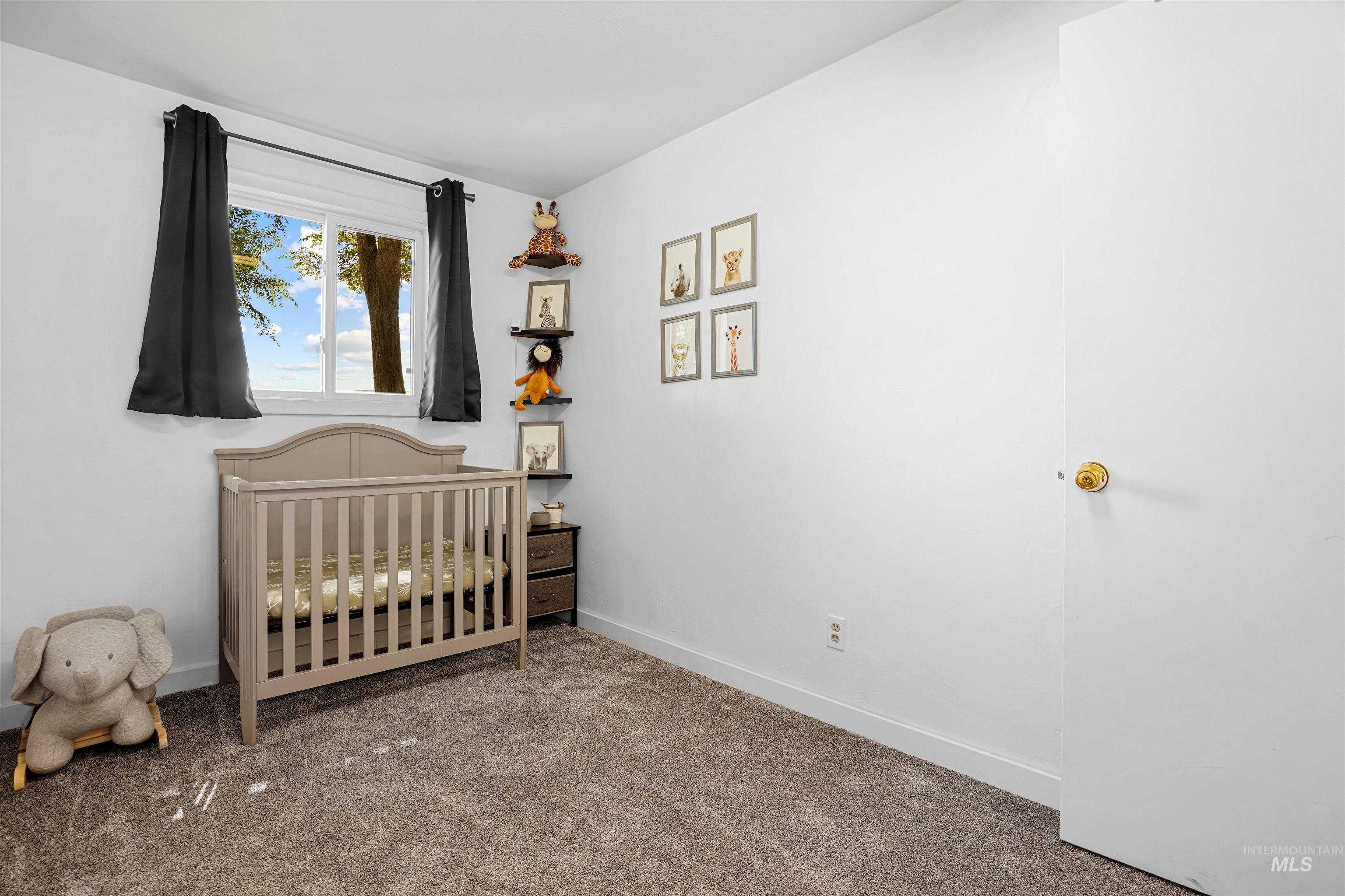 655 E 200 S Property Photo 17