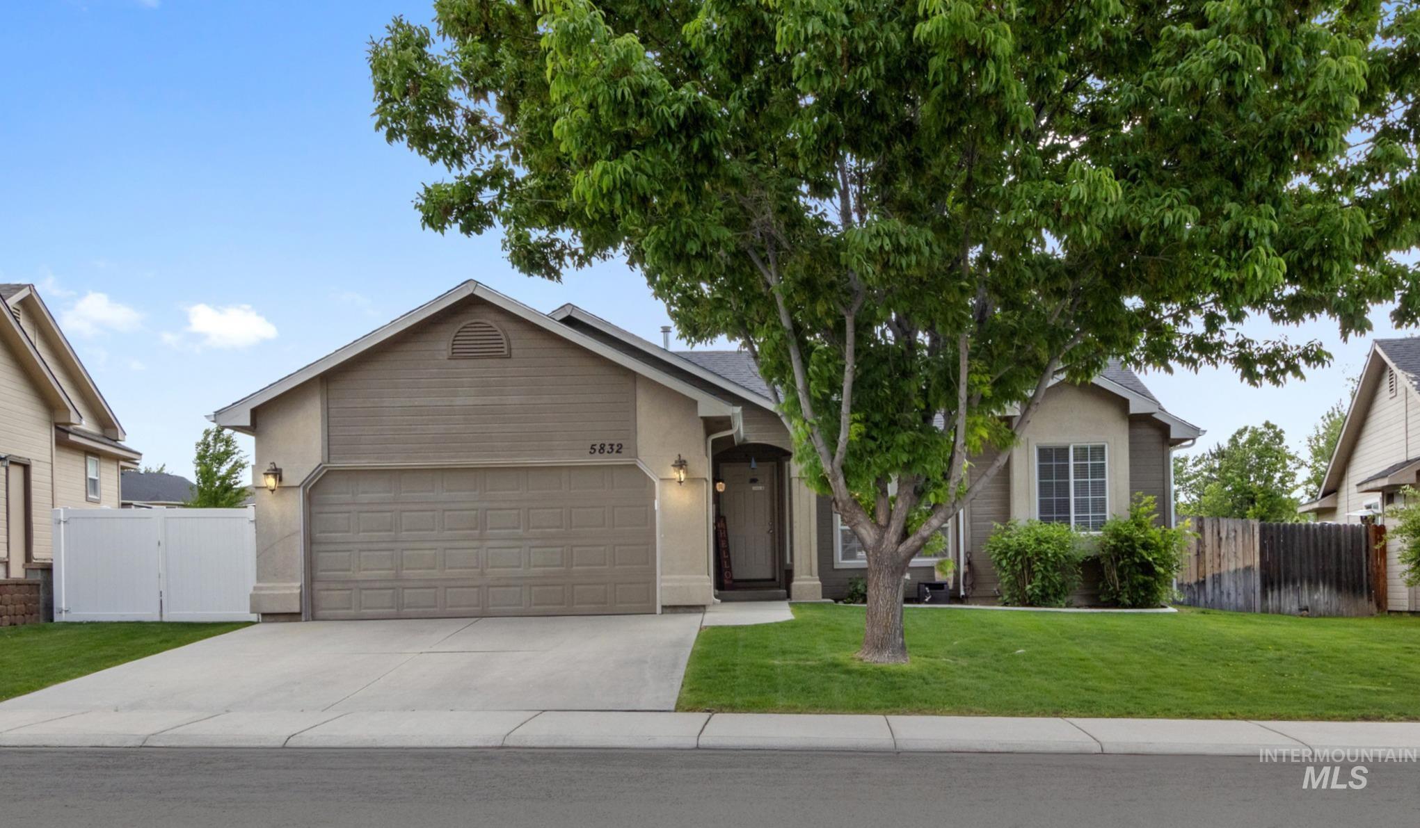 5832 S Guitar Way Property Photo 1