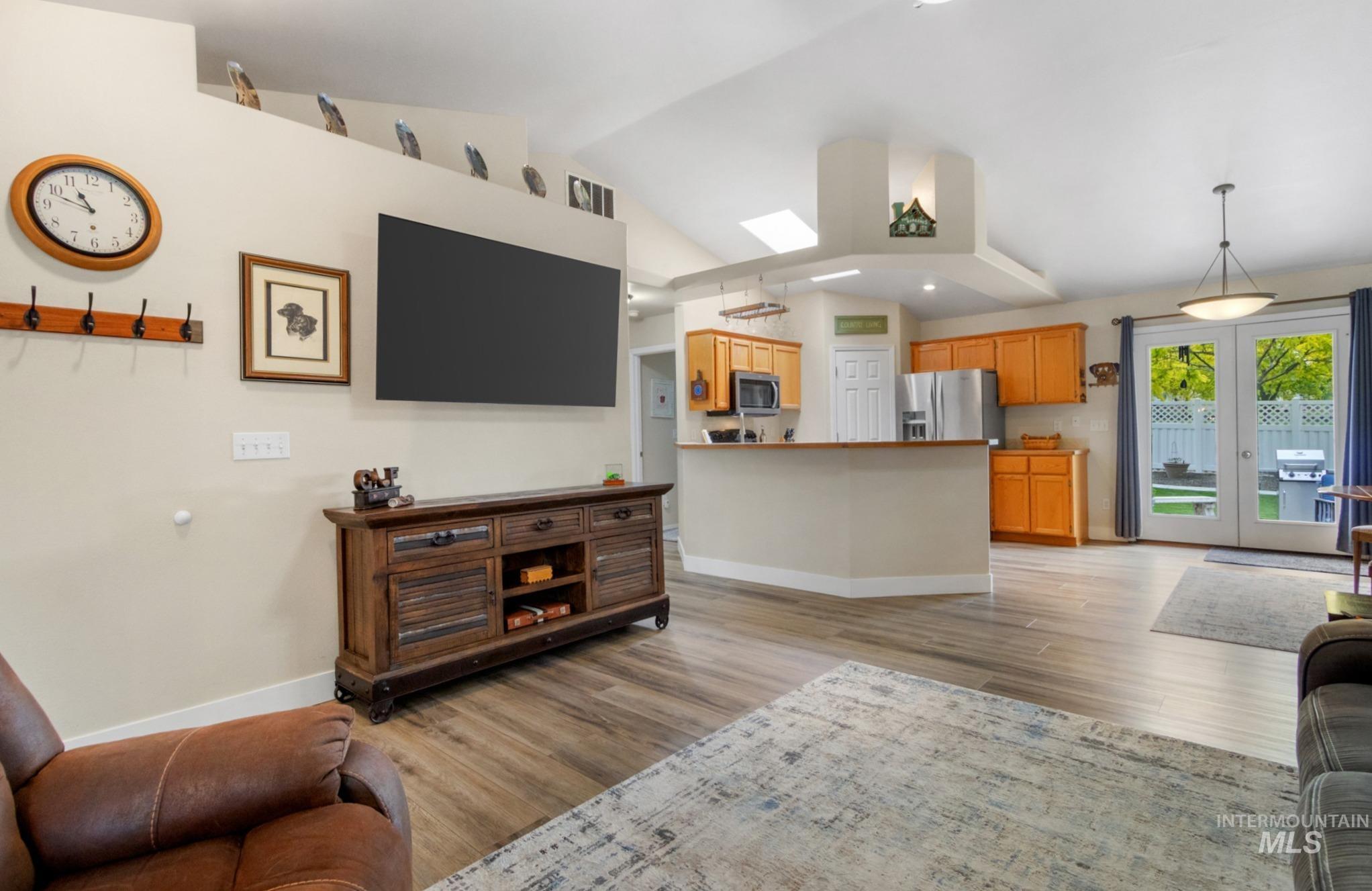 5832 S Guitar Way Property Photo 2