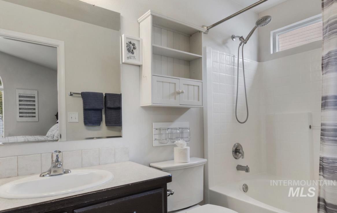 5832 S Guitar Way Property Photo 7