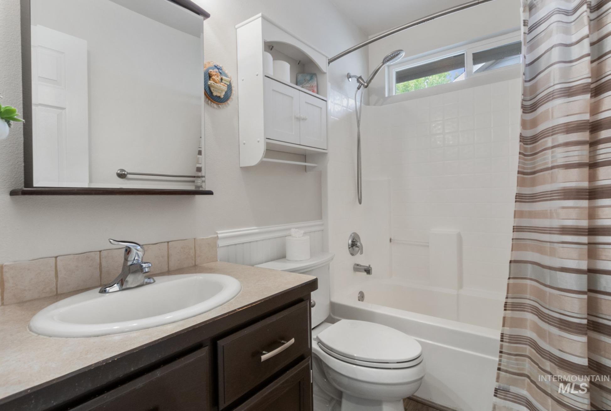 5832 S Guitar Way Property Photo 11
