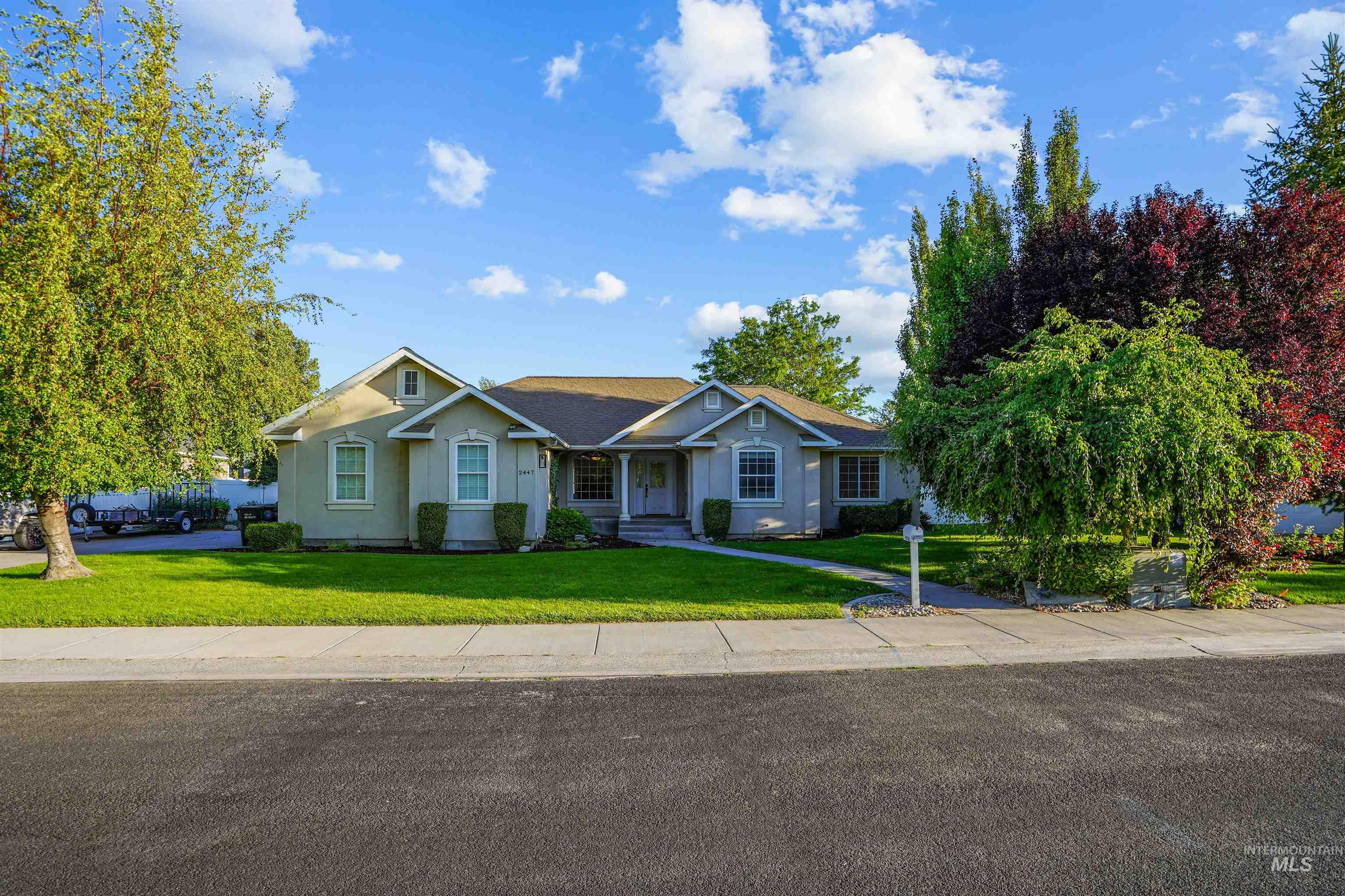 2447 Boardwalk Ct. Property Photo 1
