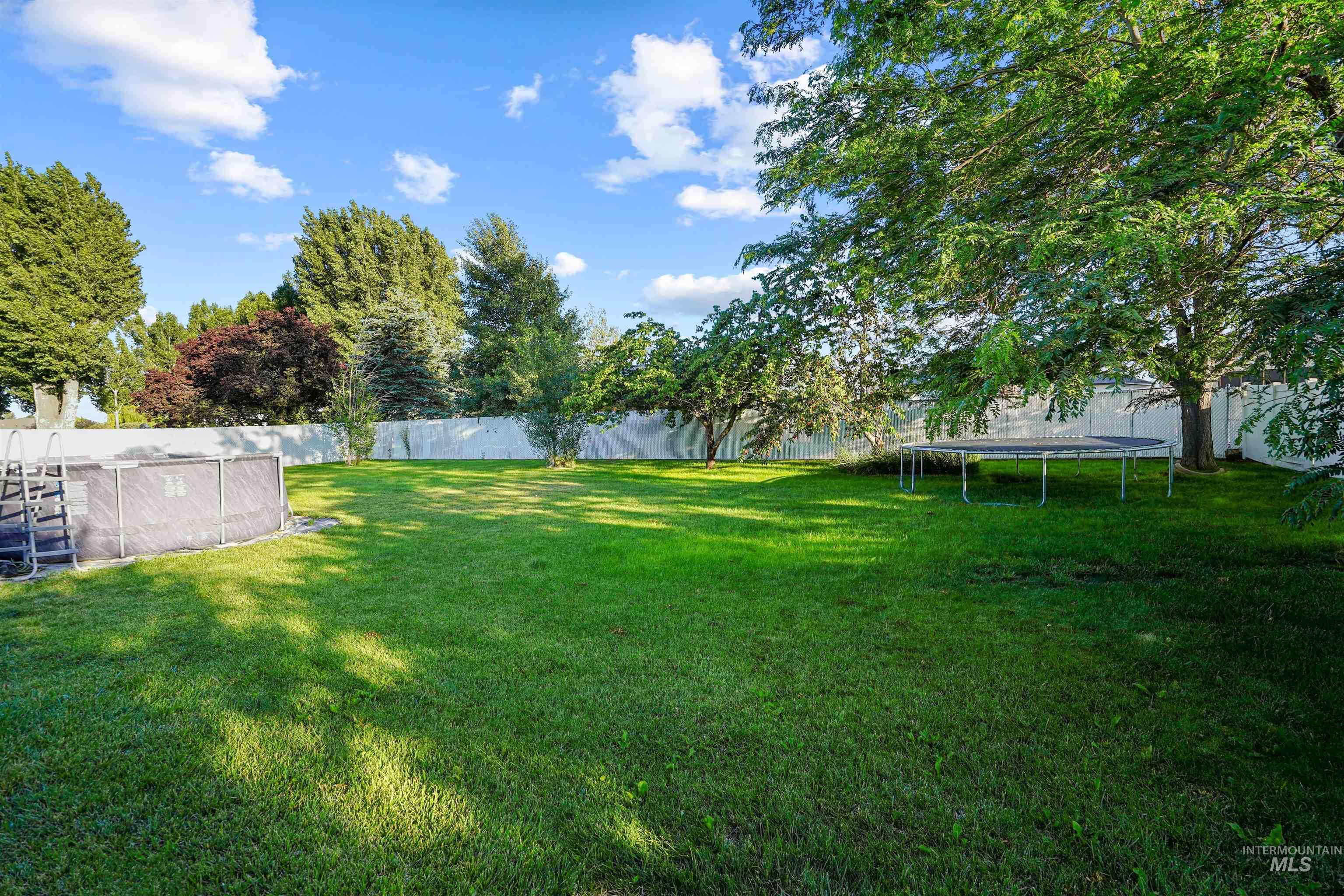 2447 Boardwalk Ct. Property Photo 22