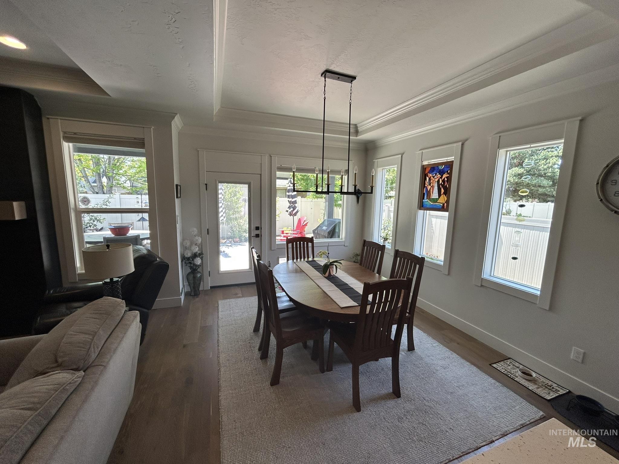 1127 E Territory St. Property Photo 14