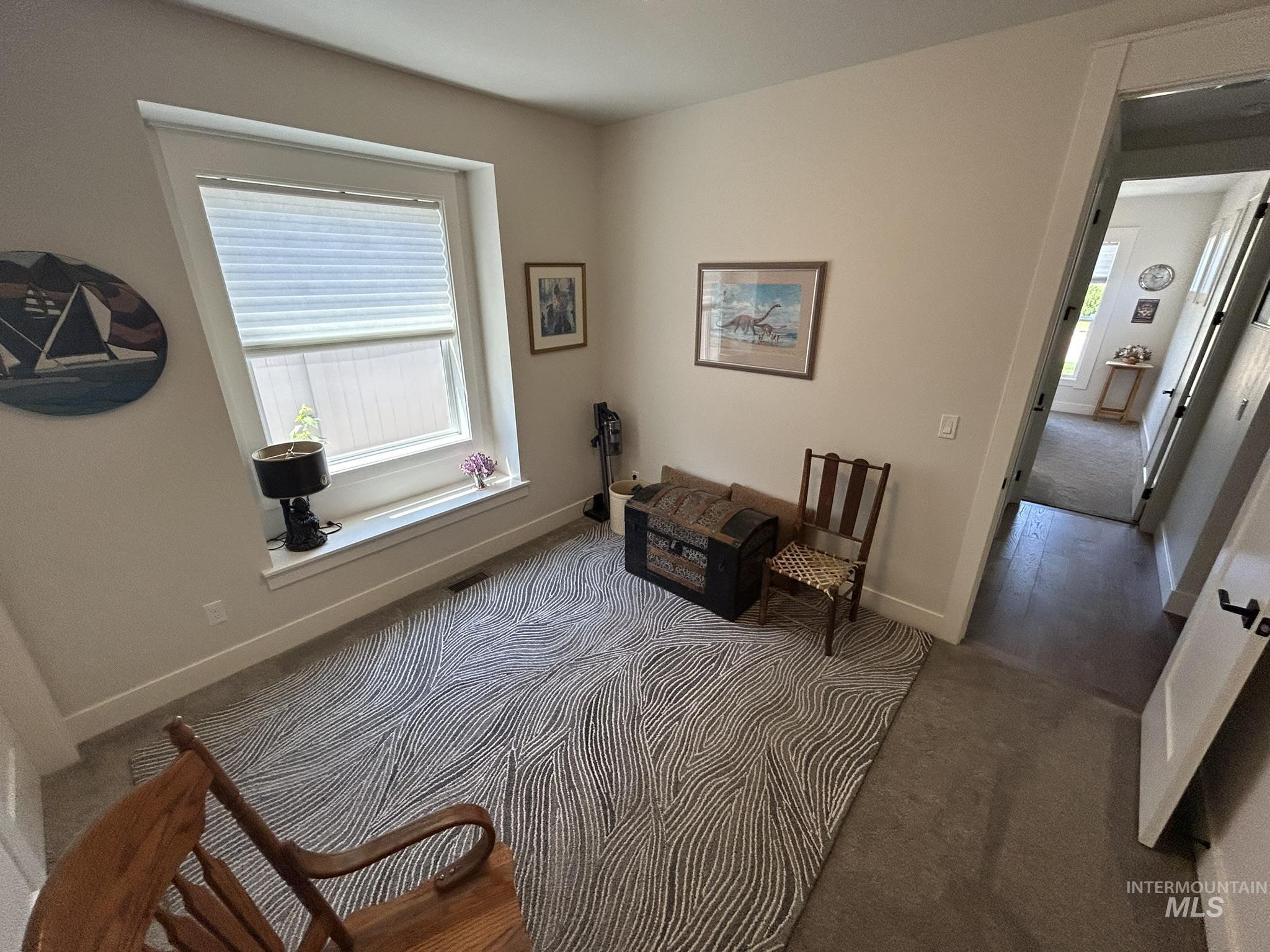 1127 E Territory St. Property Photo 40