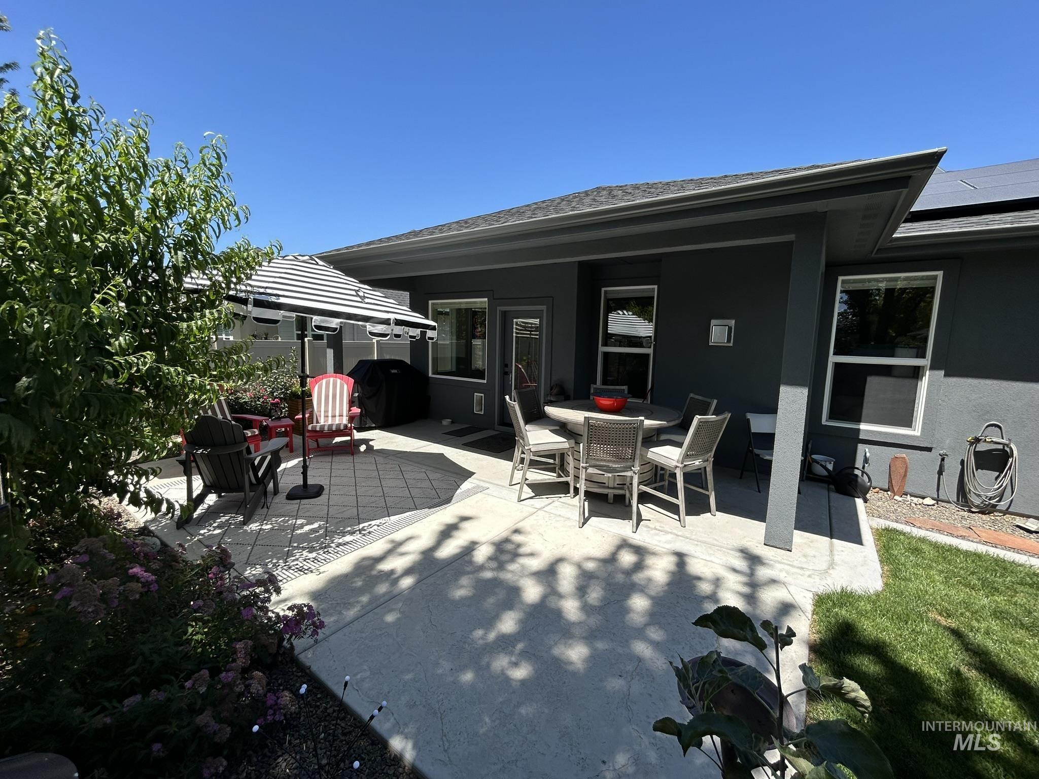 1127 E Territory St. Property Photo 44
