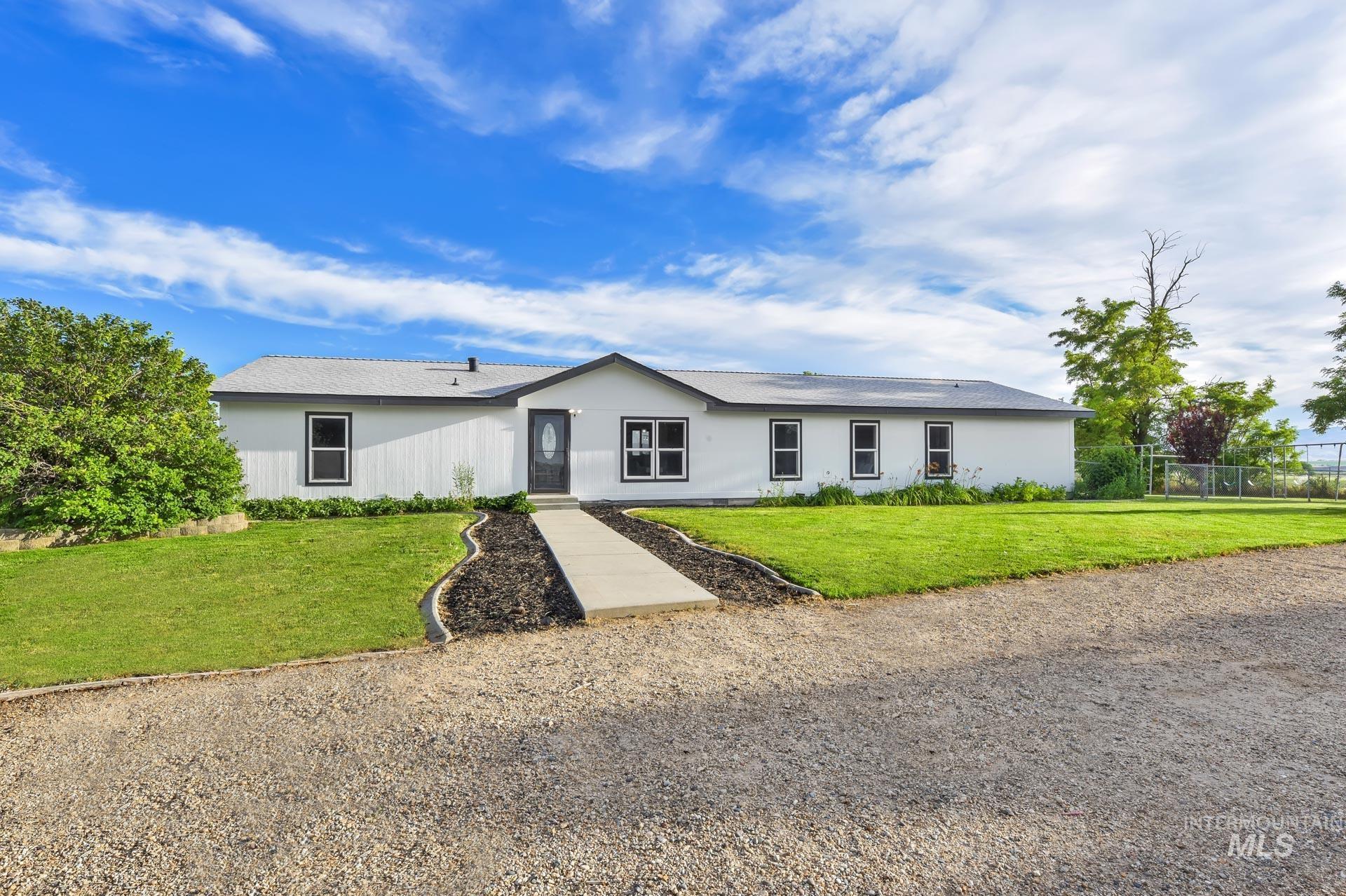 6385 Melba Road Property Photo 2