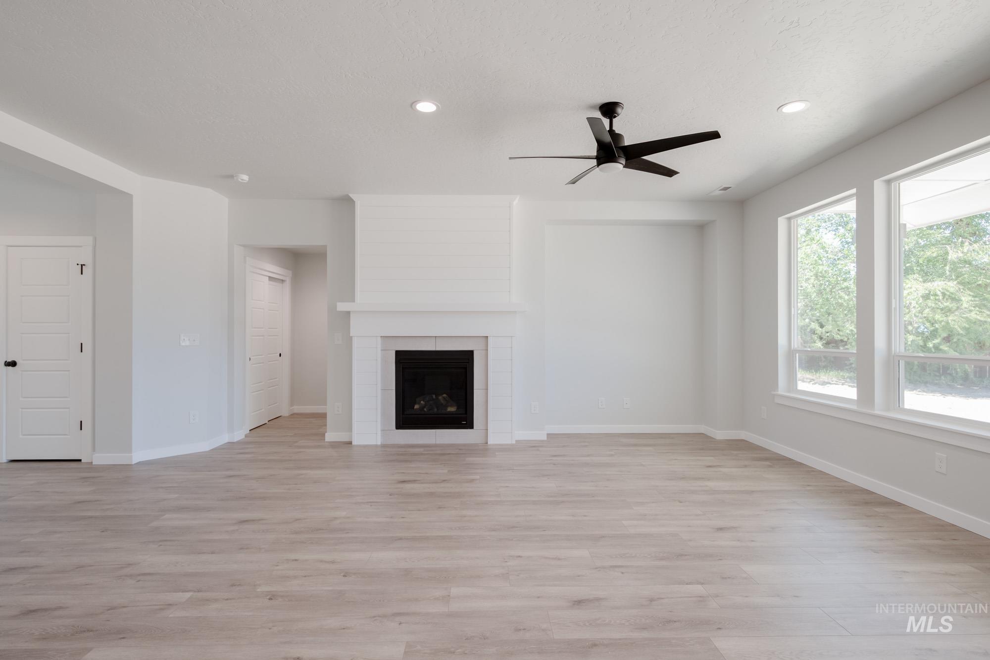 10128 W La Jolla Ct Property Photo 12
