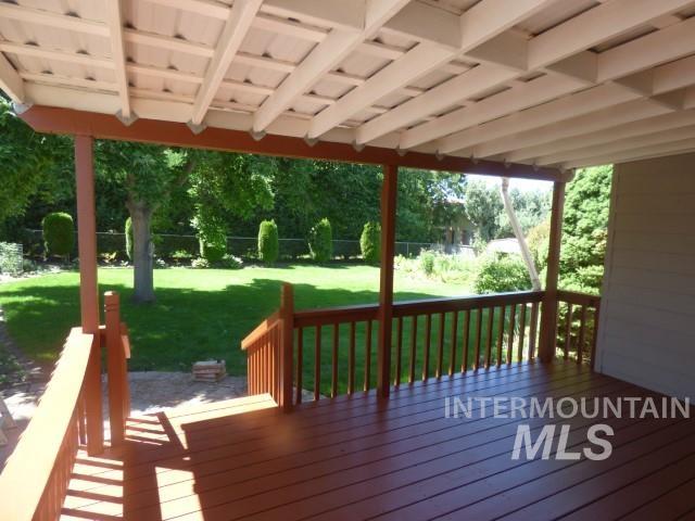 3324 8th Street Property Photo 9