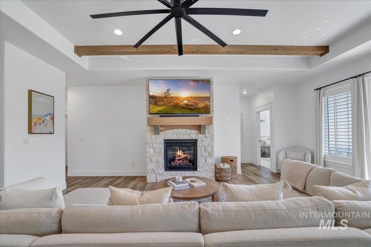 2078 Red Rock Way Property Photo 6