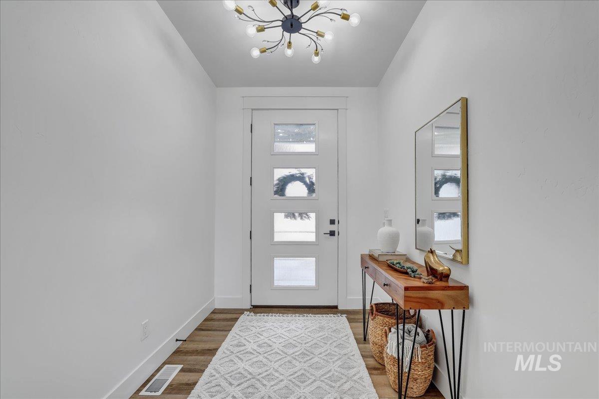 2078 Red Rock Way Property Photo 7