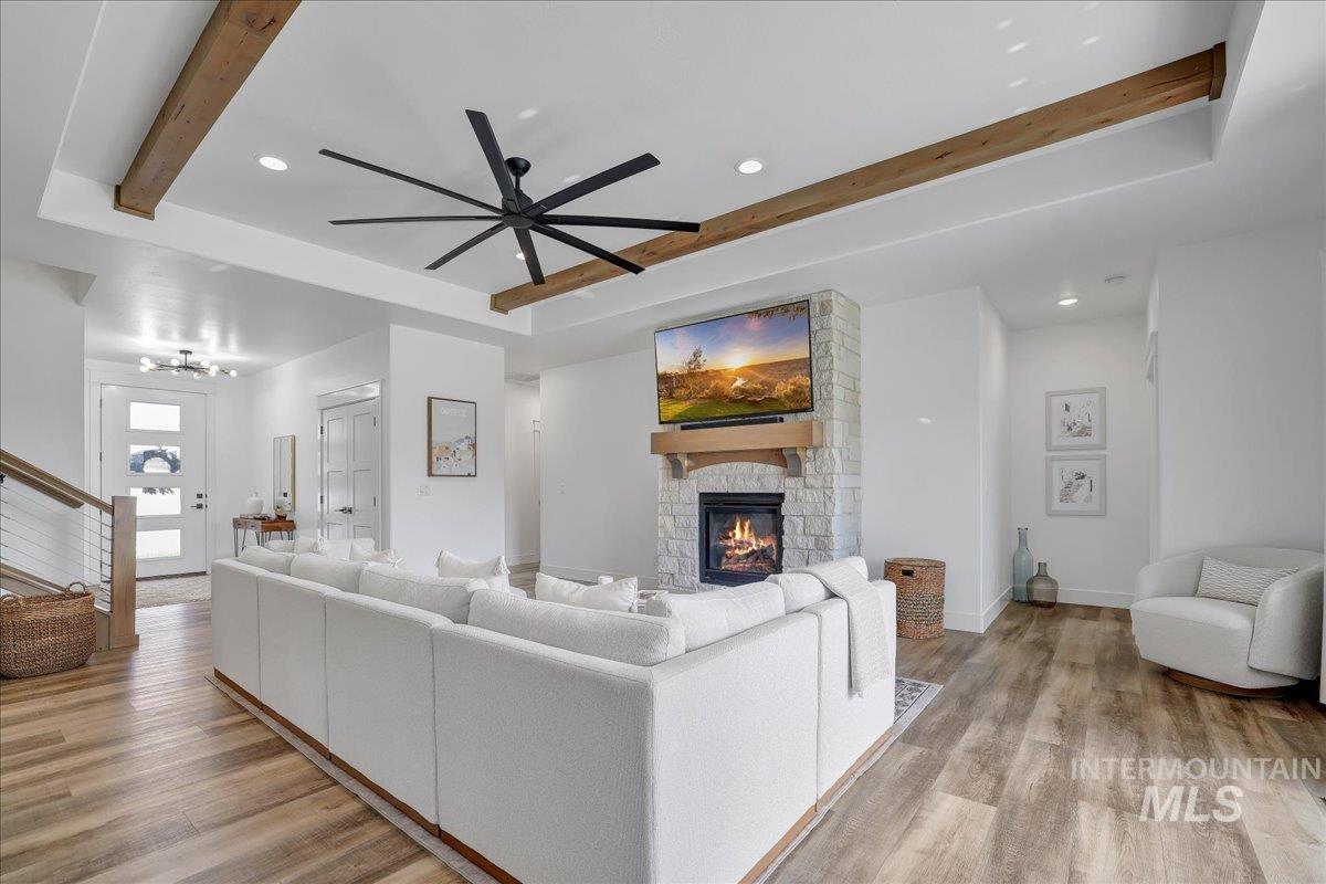 2078 Red Rock Way Property Photo 10