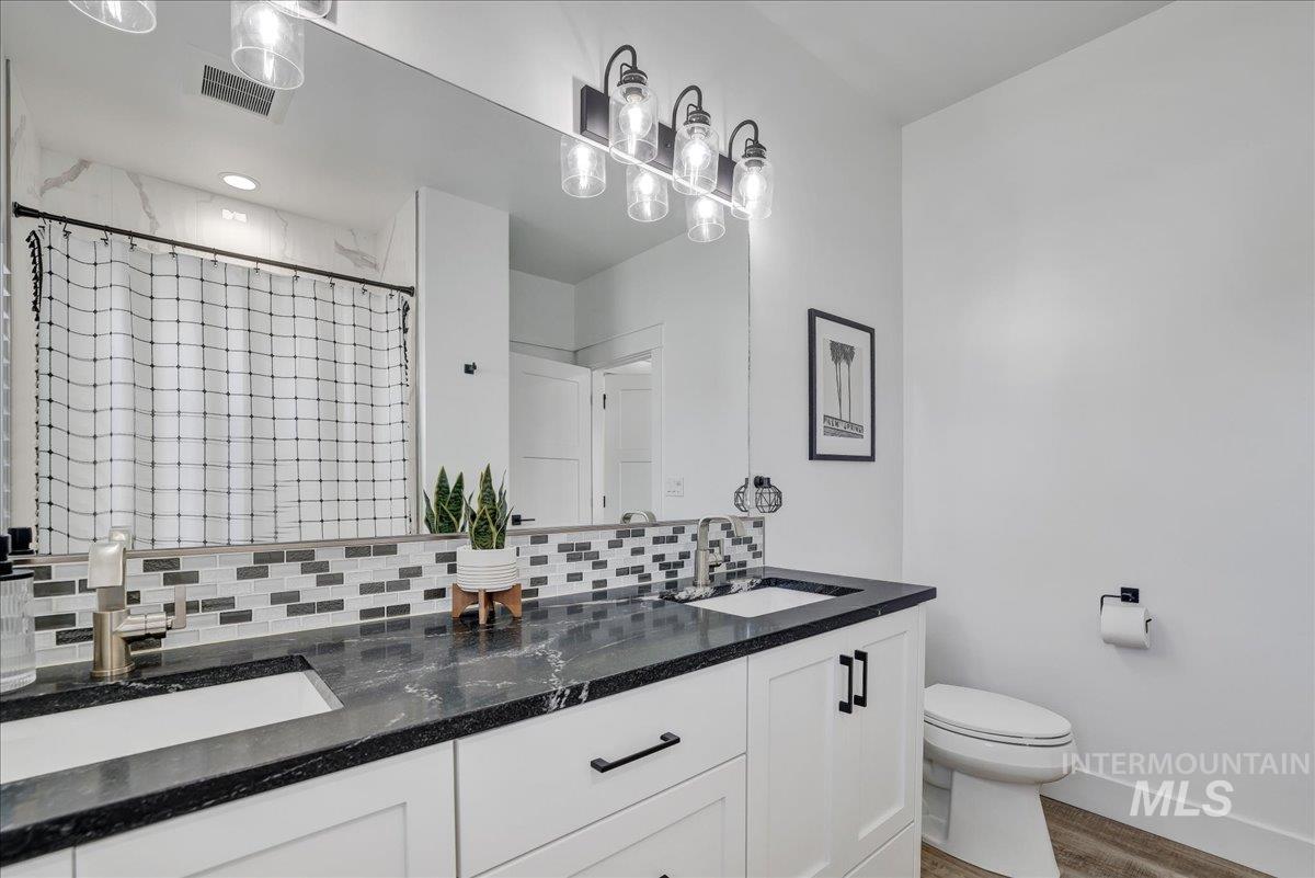 2078 Red Rock Way Property Photo 22