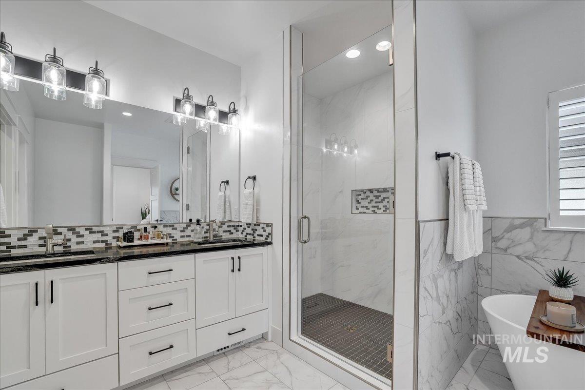 2078 Red Rock Way Property Photo 31