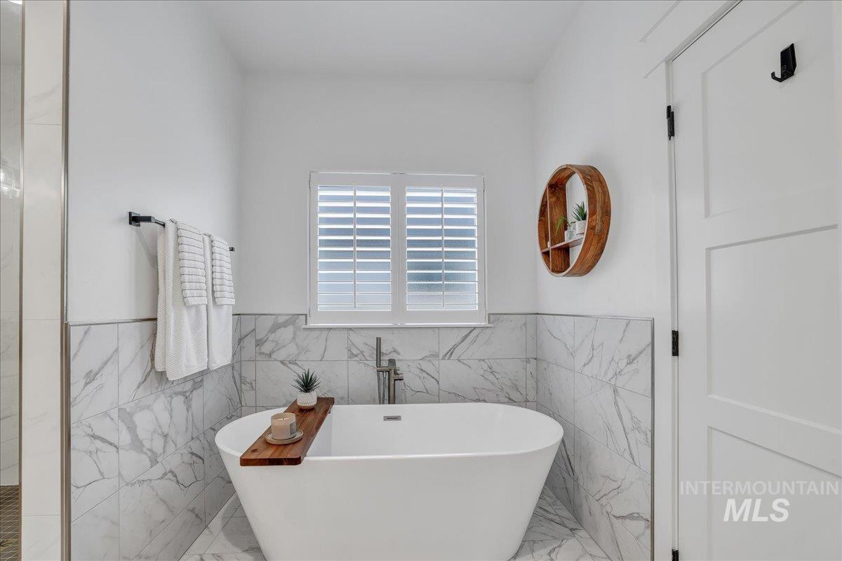 2078 Red Rock Way Property Photo 33