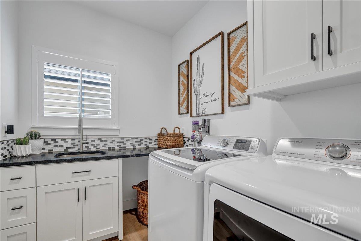 2078 Red Rock Way Property Photo 43