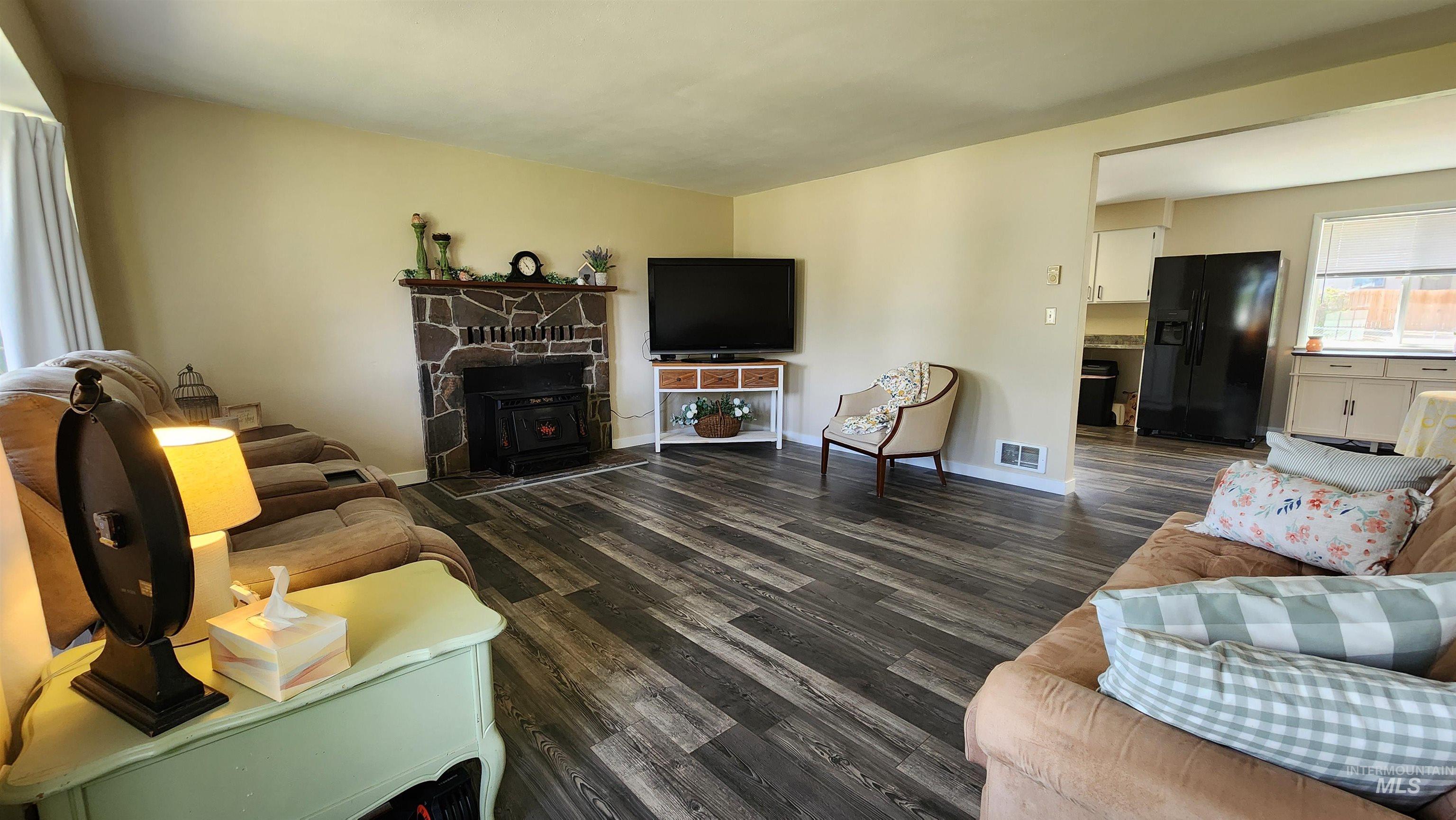 503 Bulwer Street Property Photo 3
