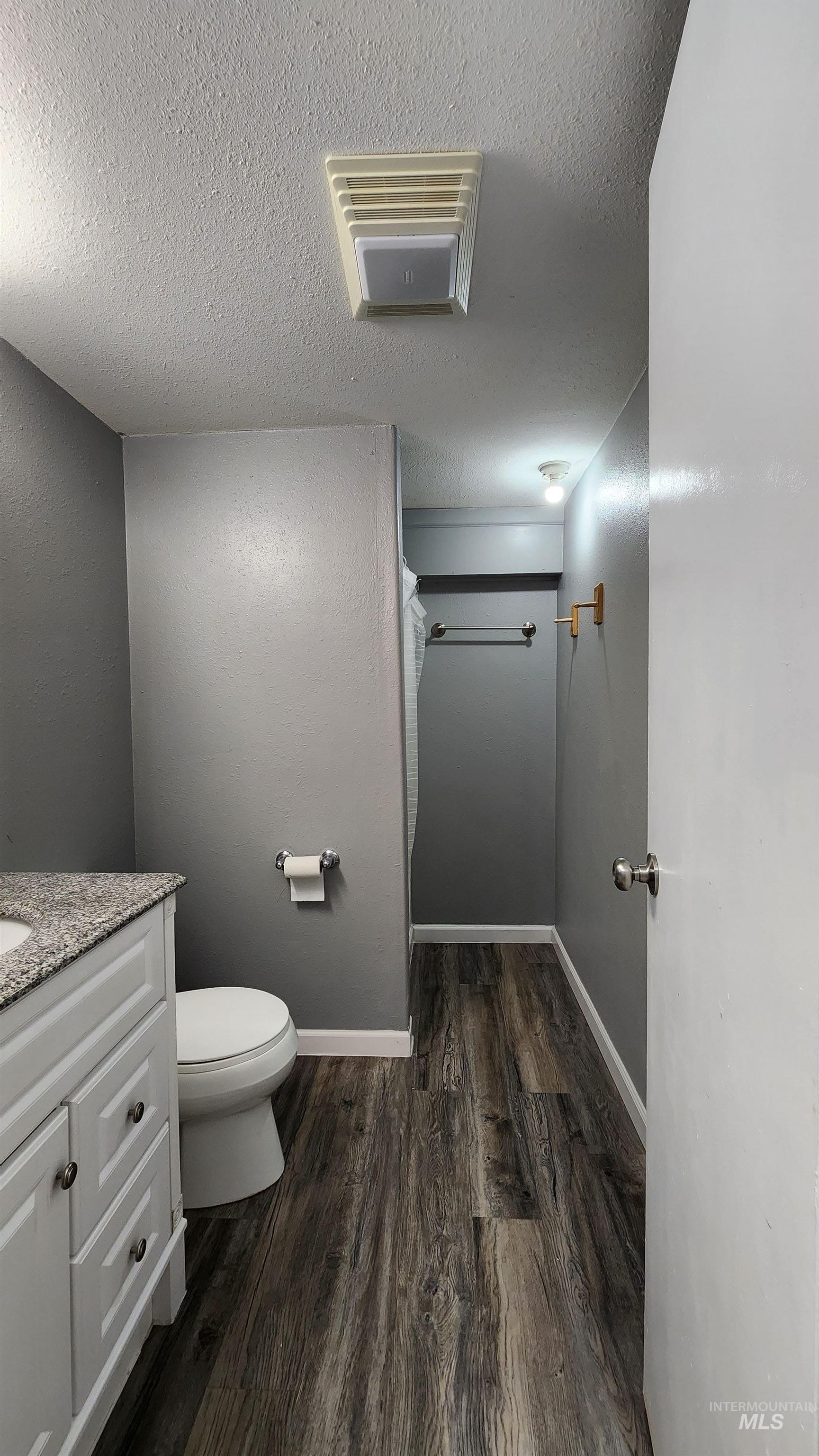 503 Bulwer Street Property Photo 17