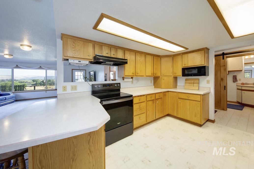 24399 Sweetwater Property Photo 5
